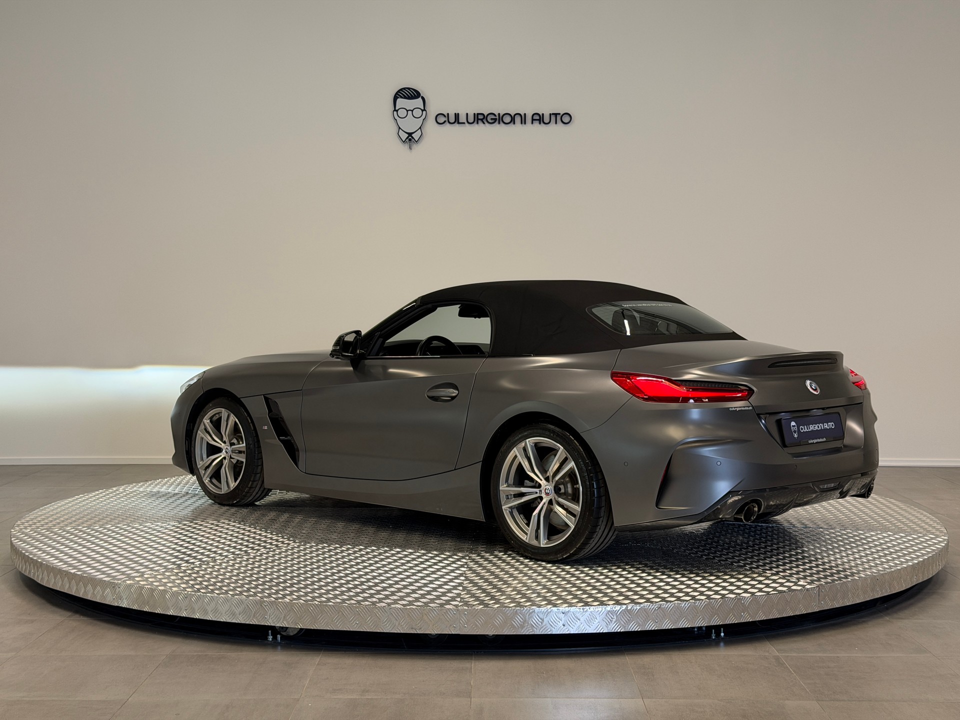BMW Z4 sDrive 20i M Sport Steptronic-image-13