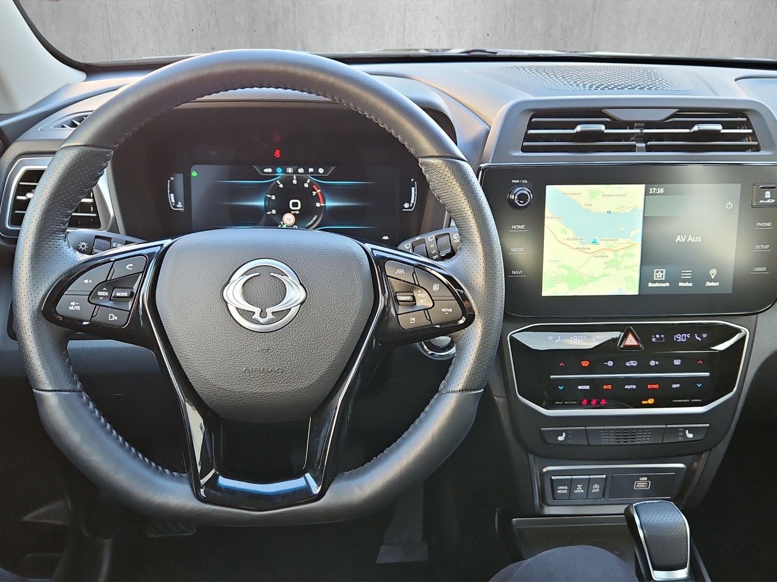 KGM-SsangYong Tivoli 1.5 T-Gdi Titanium 4WD-image-9