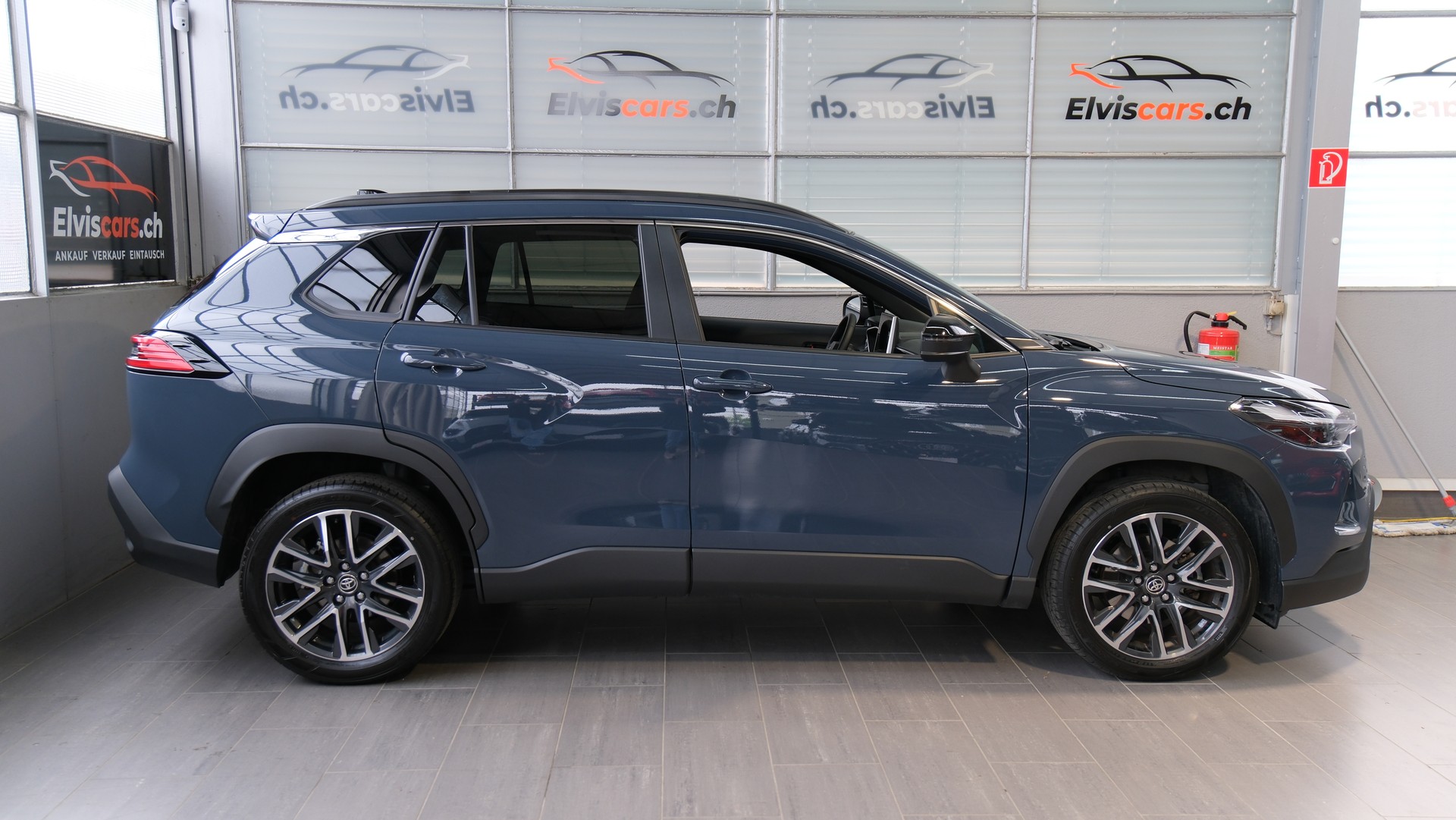 TOYOTA Corolla Cross 2.0 Trend e-CVT-image-27