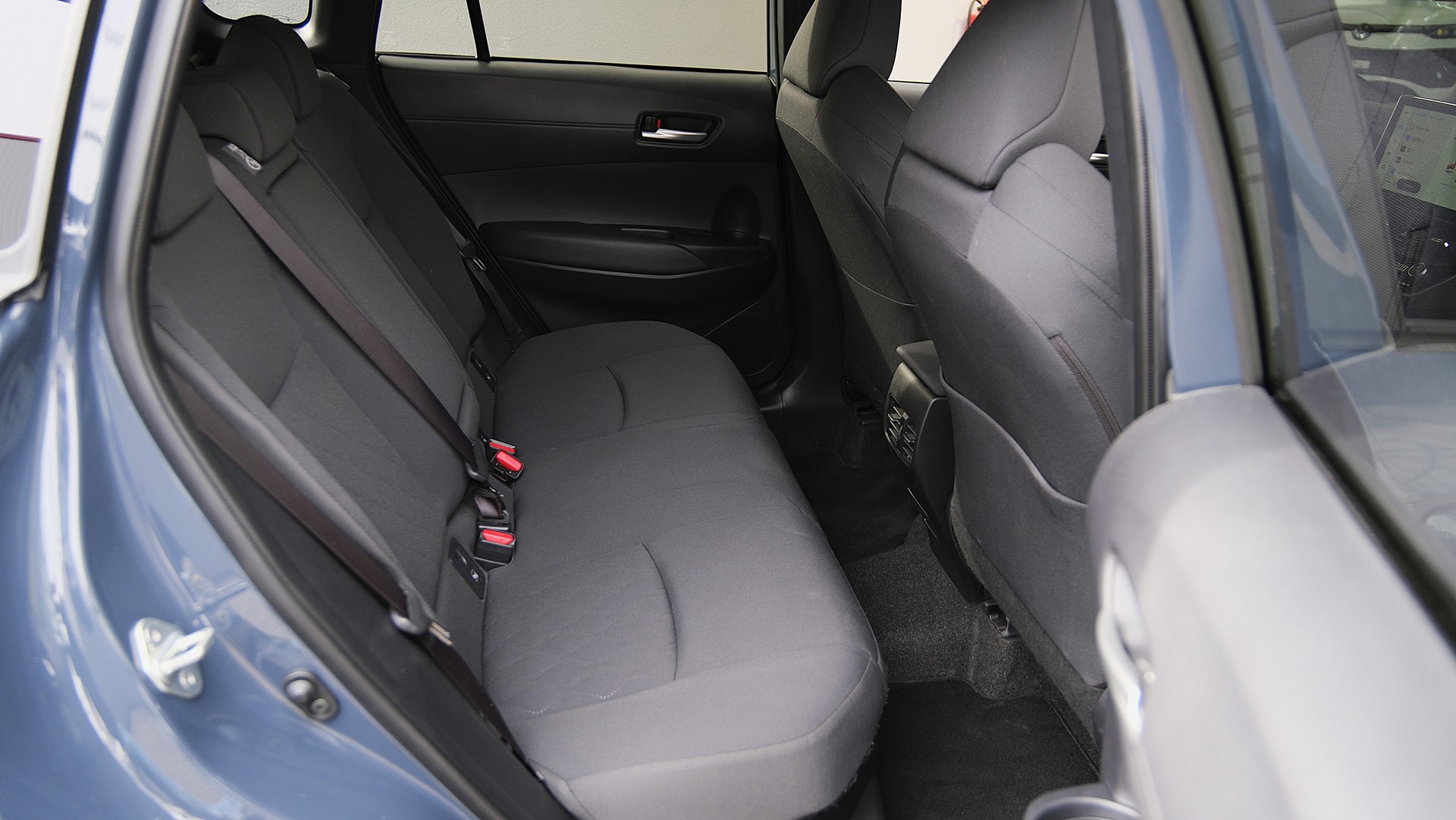 TOYOTA Corolla Cross 2.0 Trend e-CVT-image-20