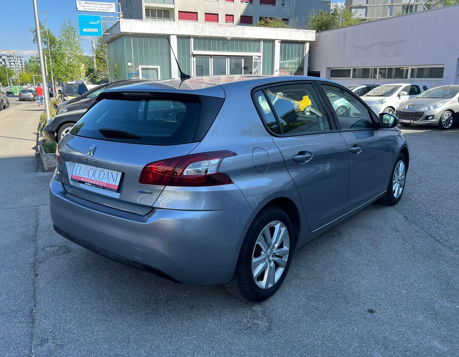 PEUGEOT 308 1.2 THP Active-image-3