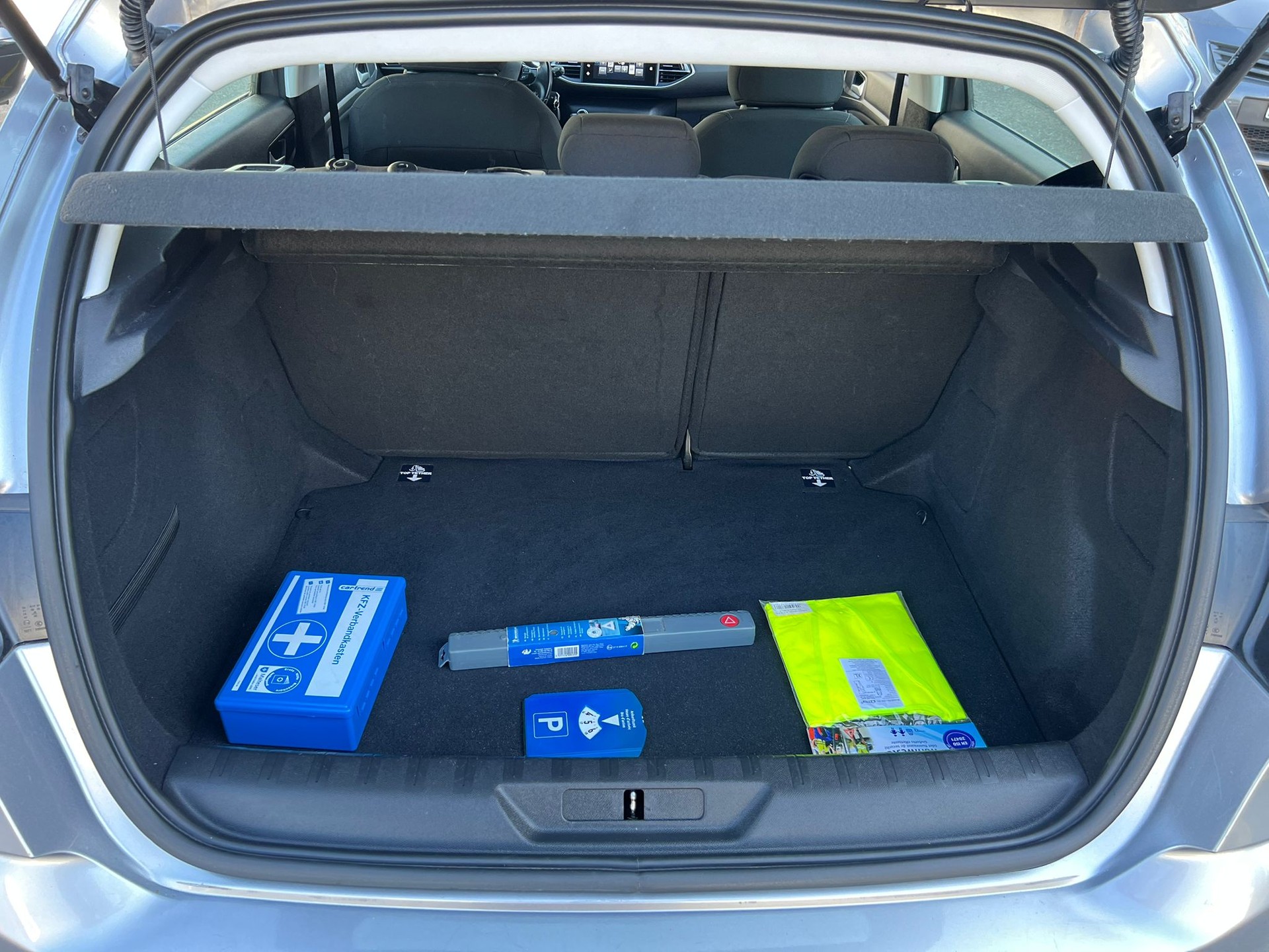 PEUGEOT 308 1.2 THP Active-image-12