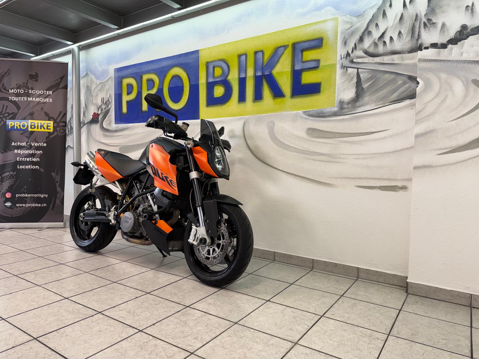 KTM 990 Super Duke-image-0