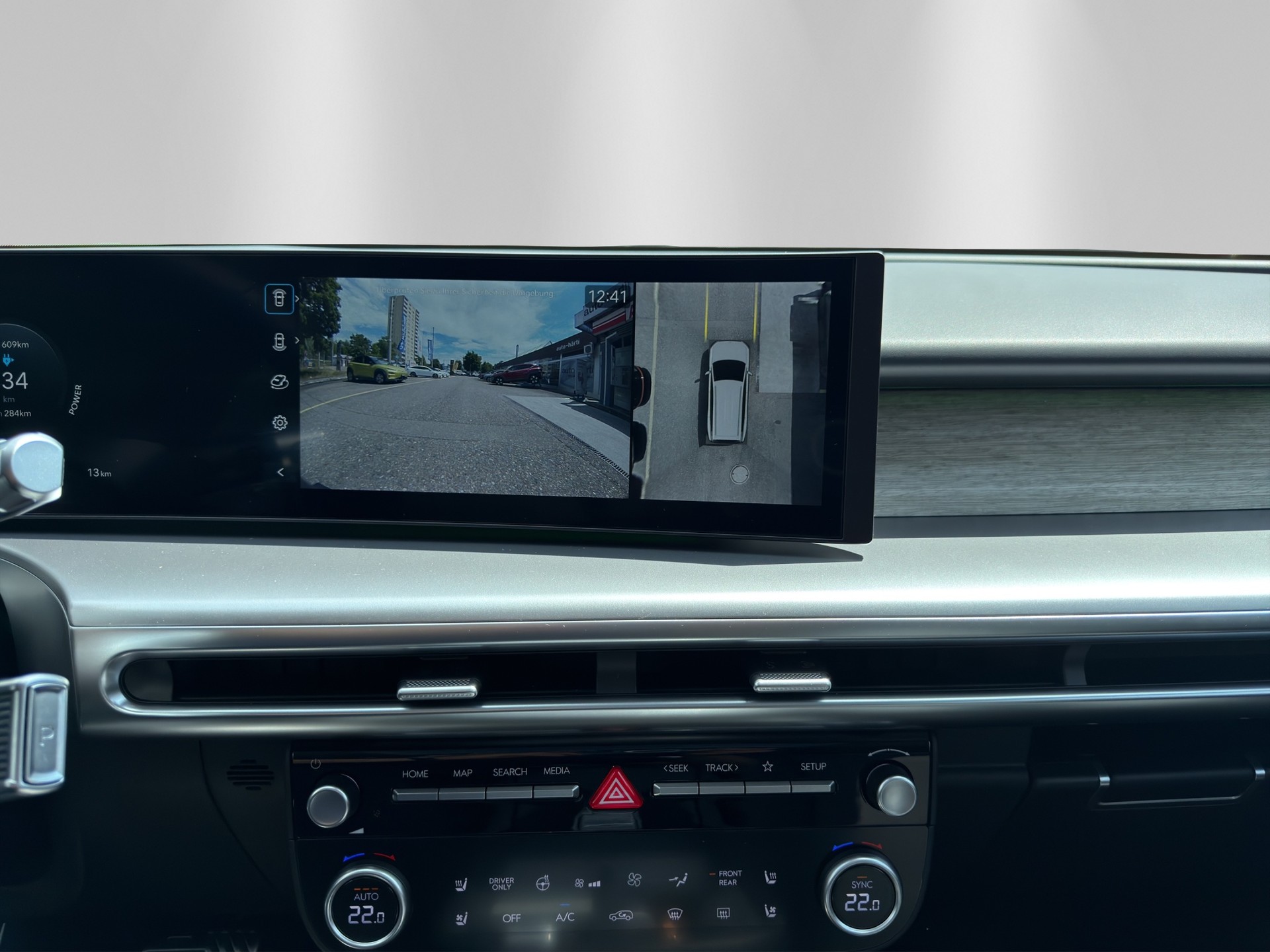 HYUNDAI Ioniq 9 110kWh Vertex 4WD-image-17