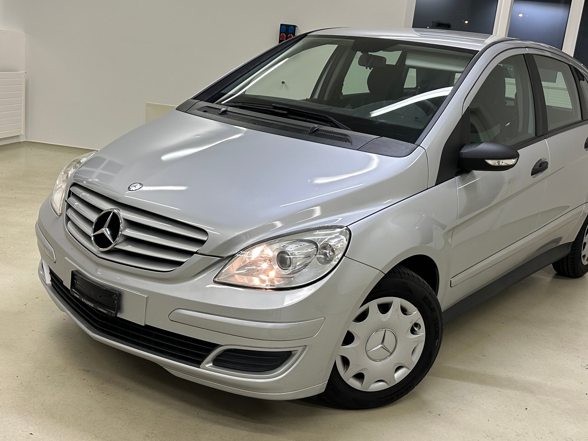 MERCEDES-BENZ B 170 (B180) Automat-image-6