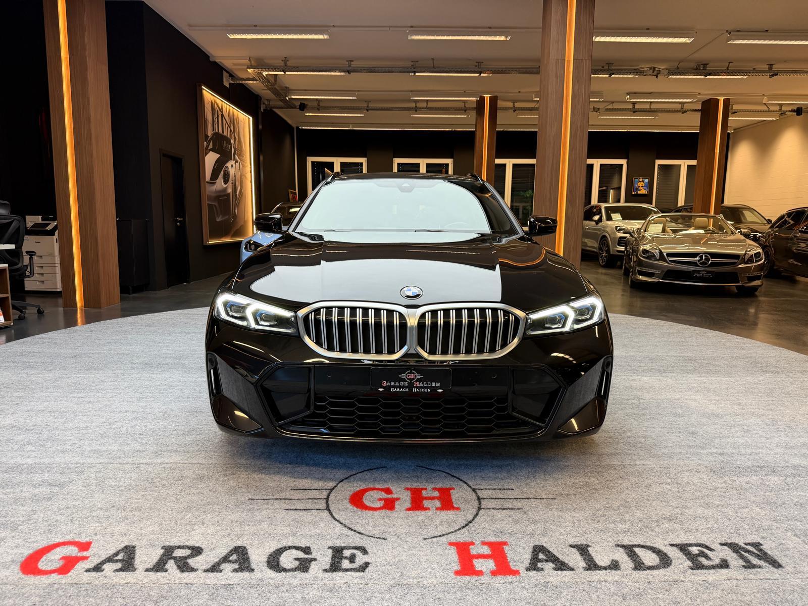 BMW 318i M-Sport Touring-image-1