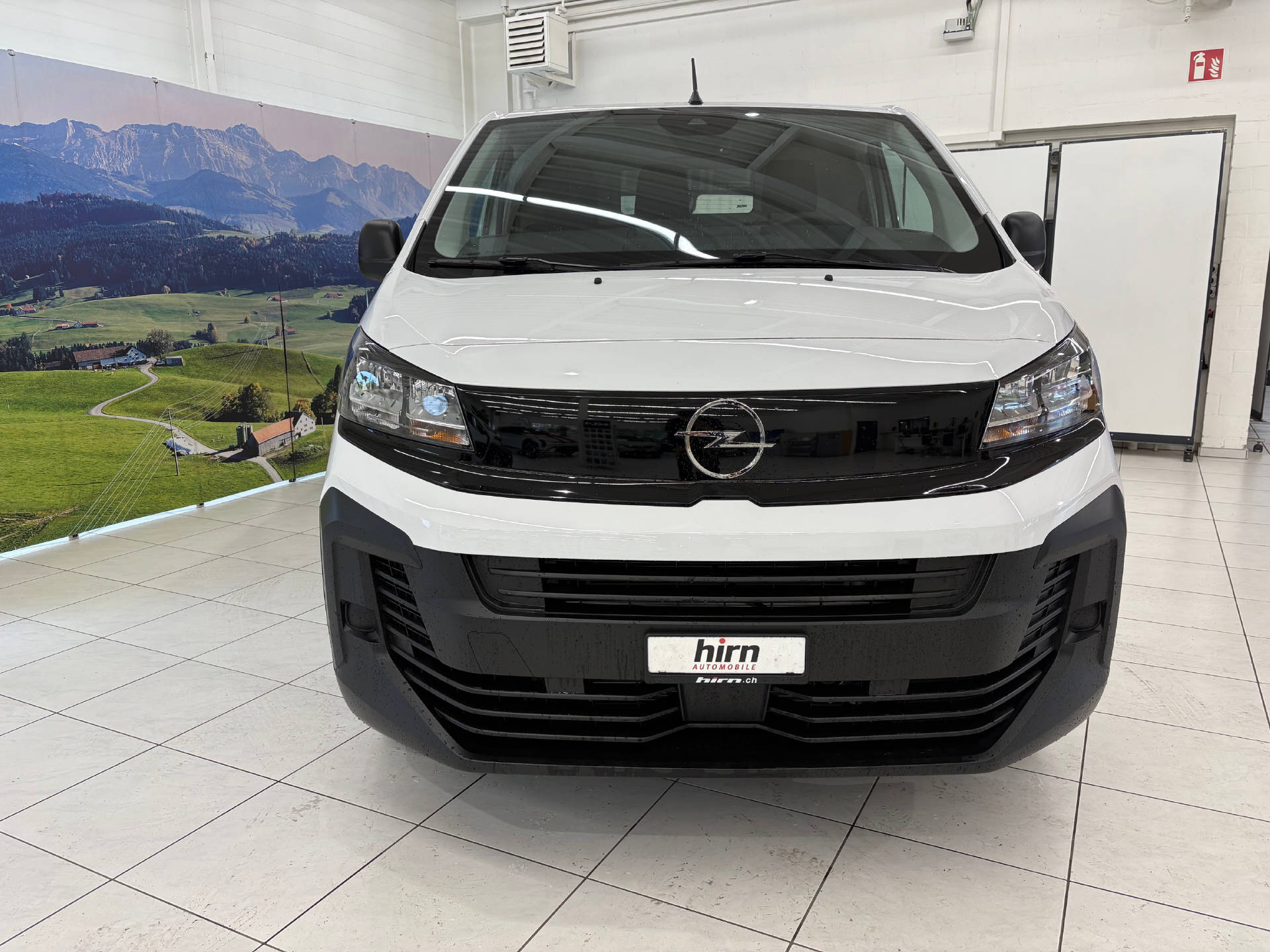 OPEL Vivaro Cargo XL 2.0 D 144 S/S-image-1