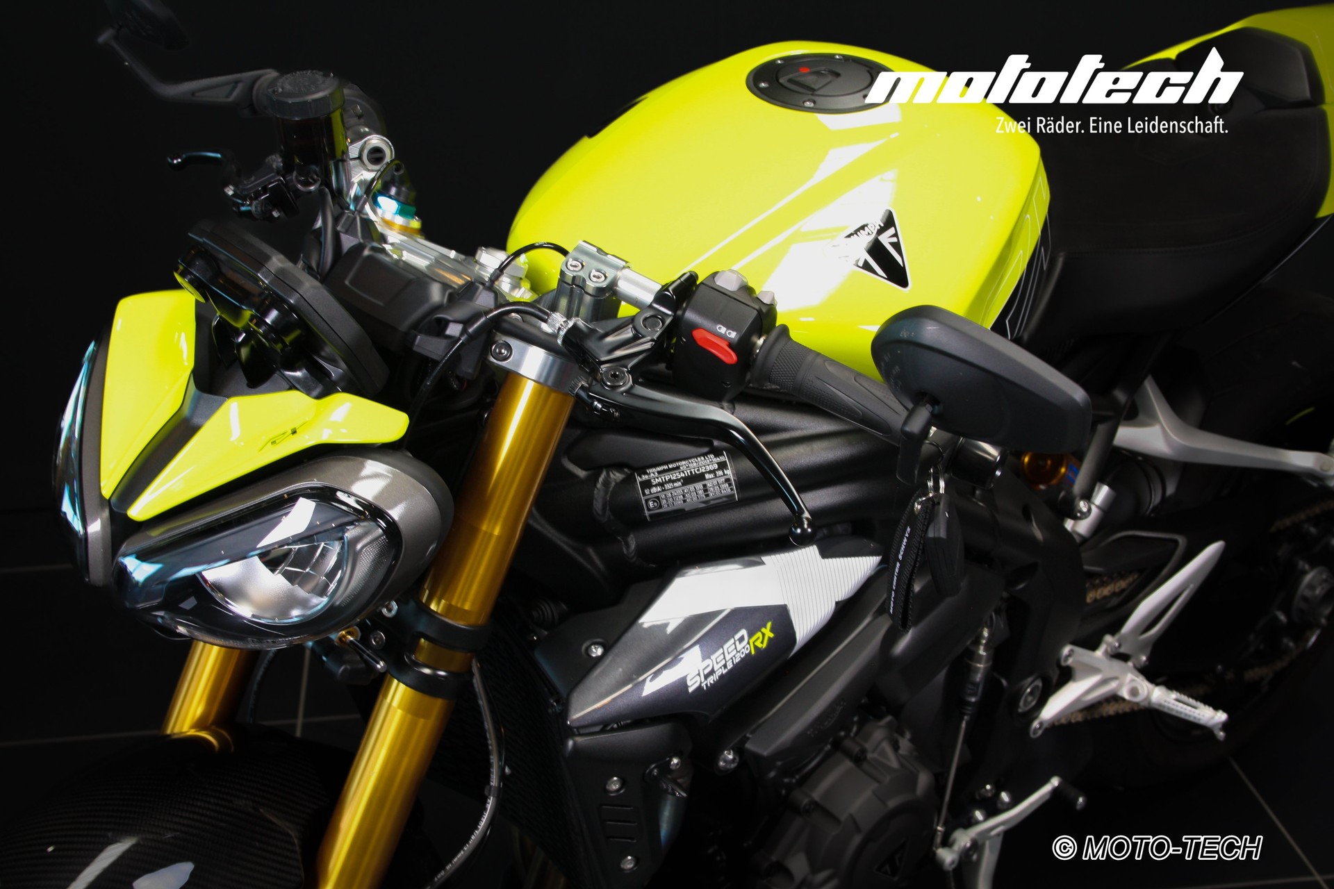 TRIUMPH Speed Triple RX Limited Edition-image-7