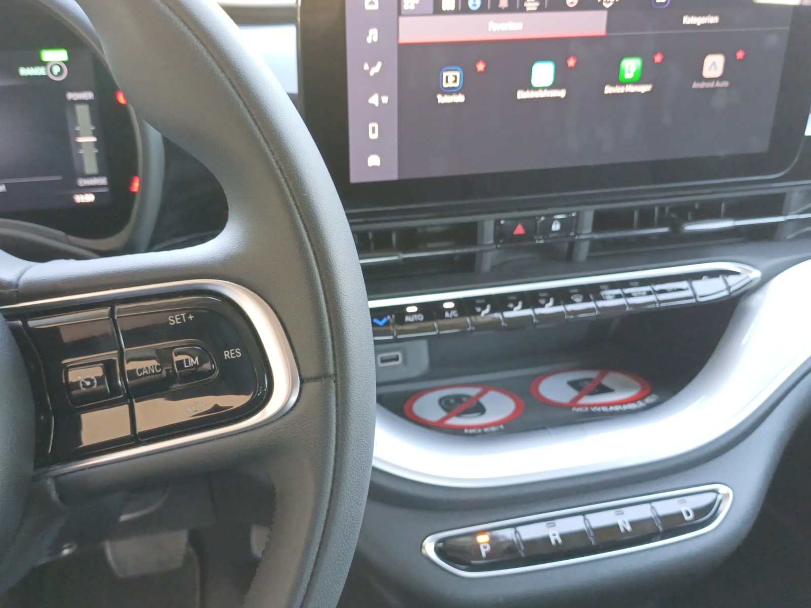FIAT 500 C electric 87 kW Icon-image-9