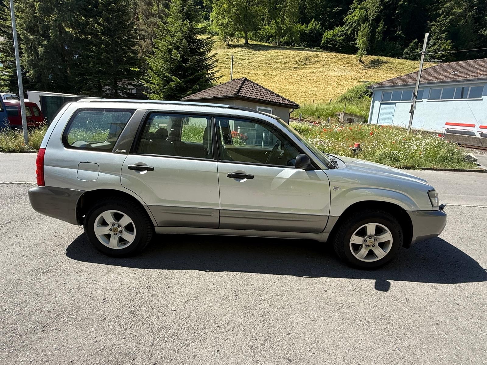 SUBARU Forester 2.0X-image-4