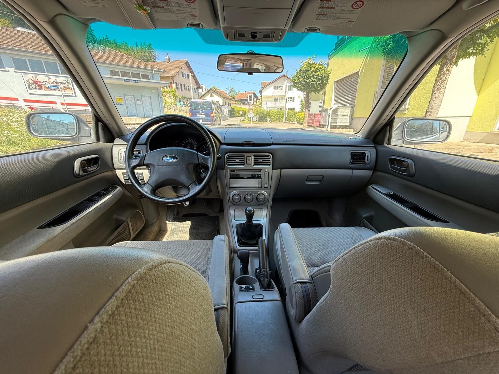 SUBARU Forester 2.0X-image-10