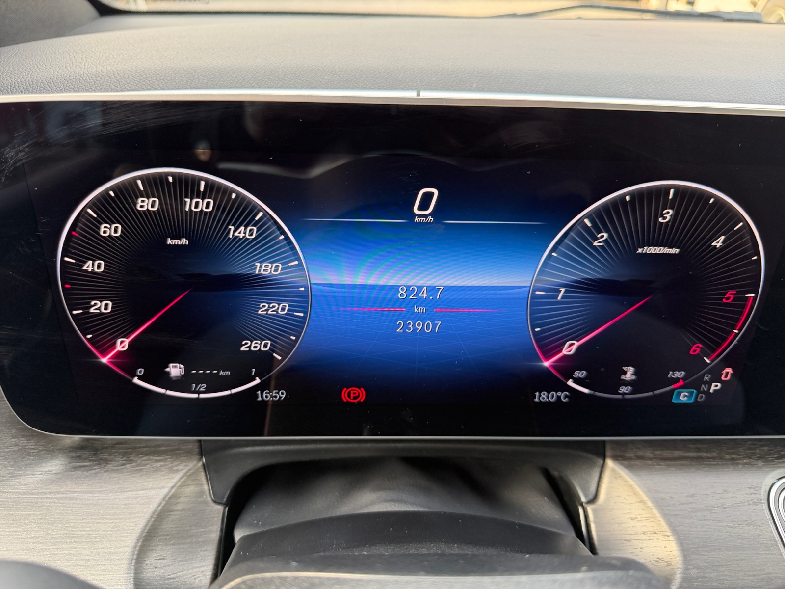 MERCEDES-BENZ V 300 d extralang Avantgarde 4Matic 9G-Tronic-image-13