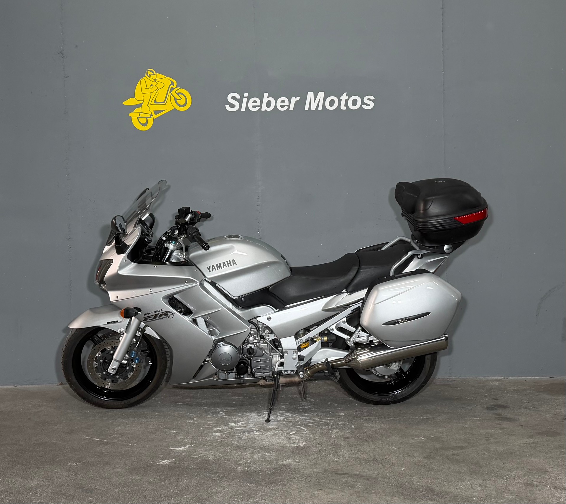 YAMAHA FJR 1300-image-2