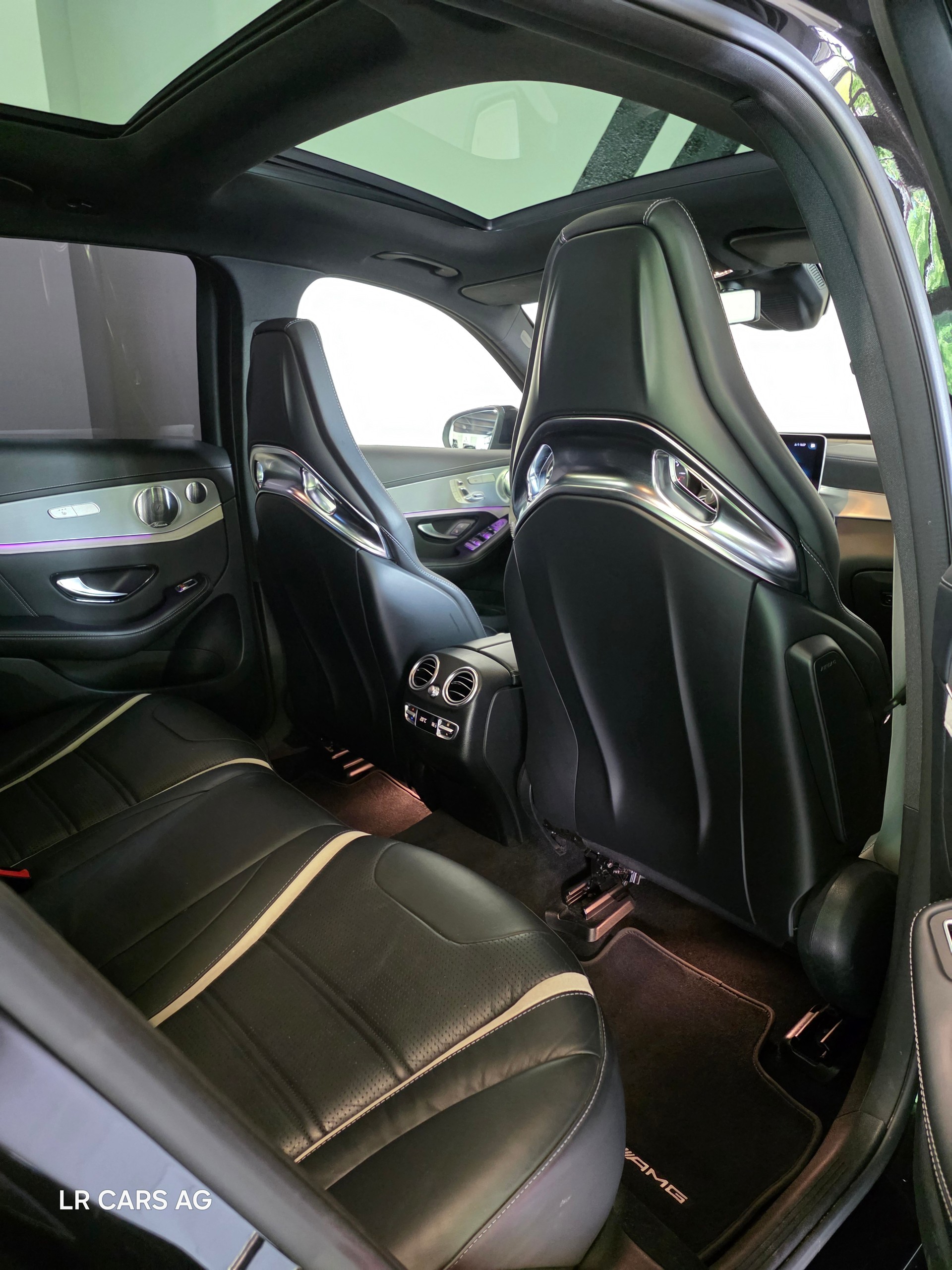 MERCEDES-BENZ GLC 63 S AMG 4Matic 9G-Tronic-image-12