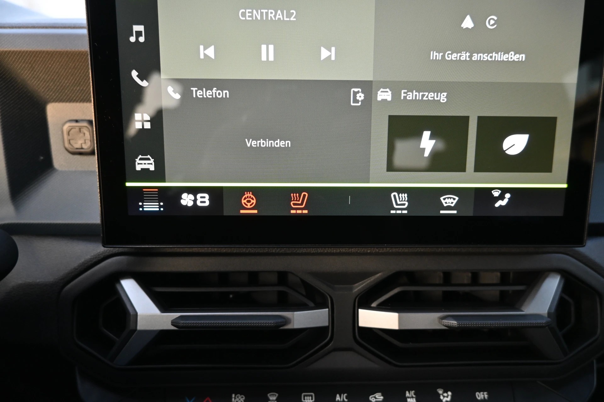 DACIA Duster 1.6 HEV 140 Expression Automat + Werksgarantie 06.2028-image-23