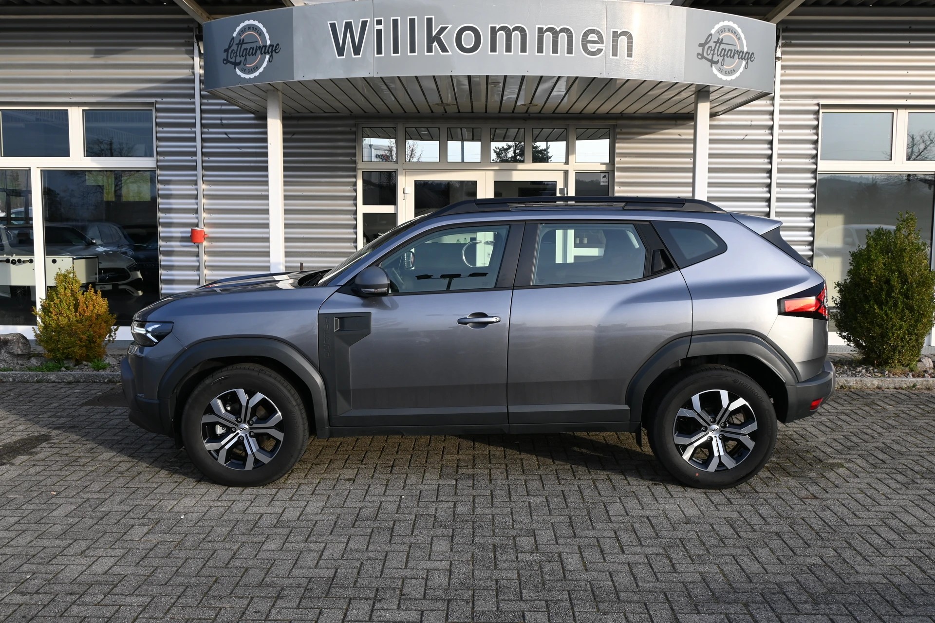 DACIA Duster 1.6 HEV 140 Expression Automat + Werksgarantie 06.2028-image-4
