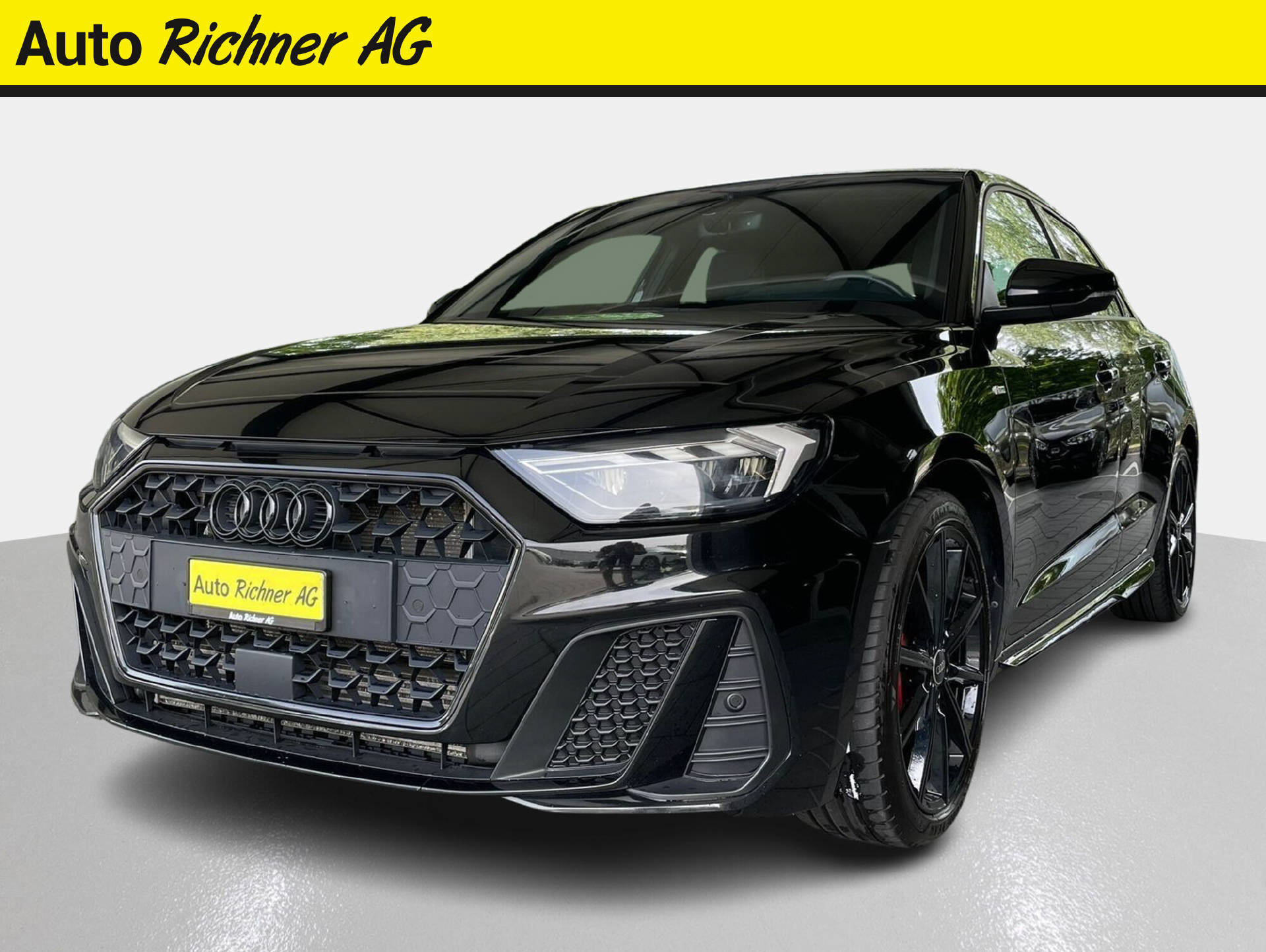 AUDI A1 Sportback 2.0 40 TFSI S Line S-Tronic-showroom-element-1