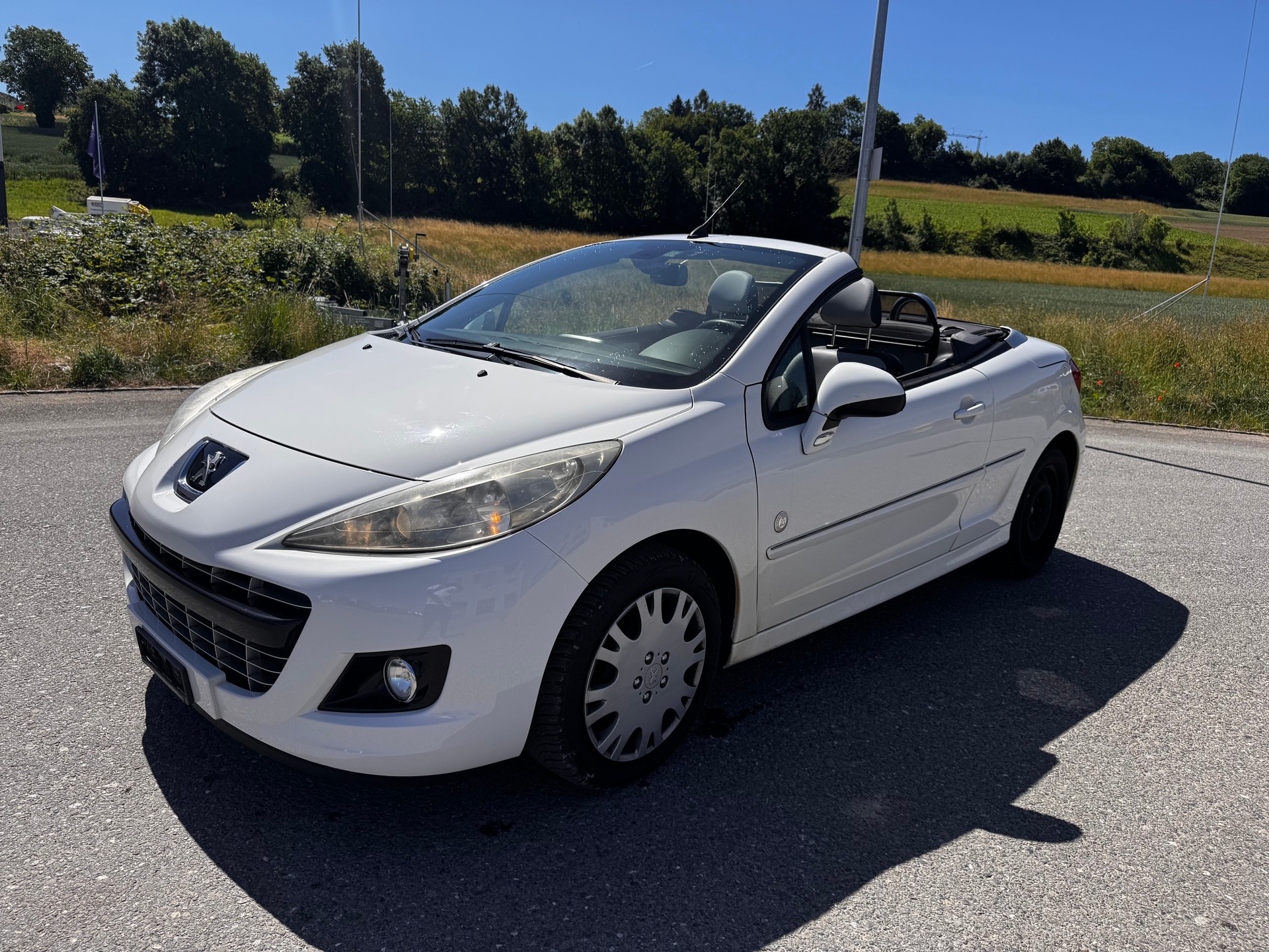 PEUGEOT 207 CC 1.6 16V Roland Garros-image-1