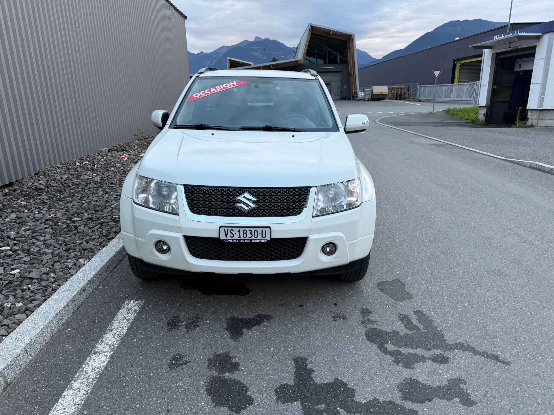 SUZUKI Grand Vitara 2.4 16V GL Top-showroom-element-3