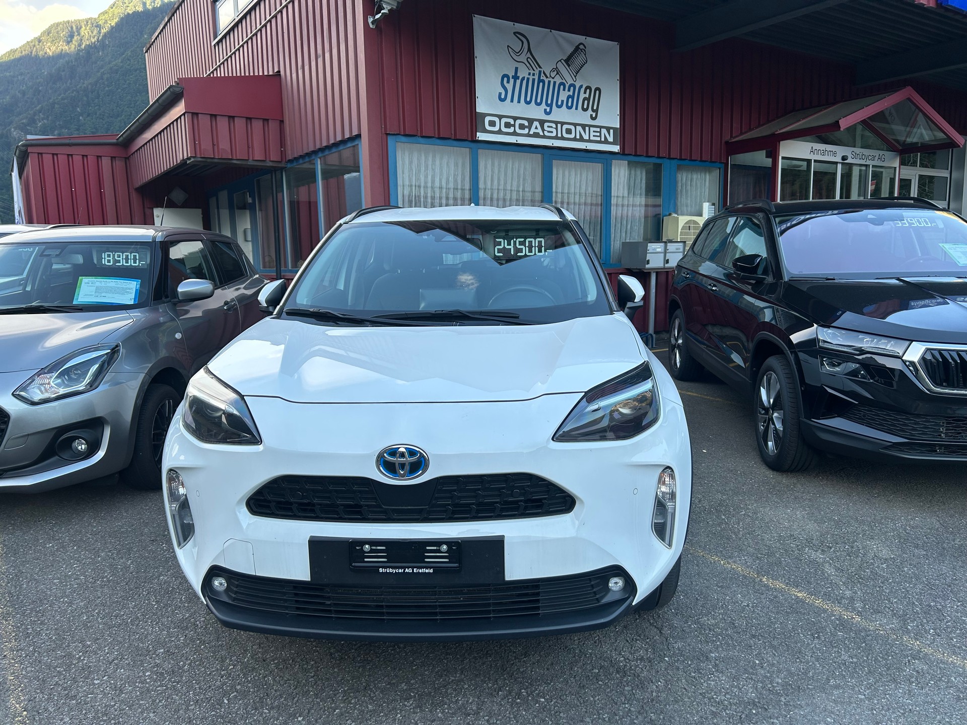 TOYOTA Yaris Cross 1.5 Trend e-CVT AWDi