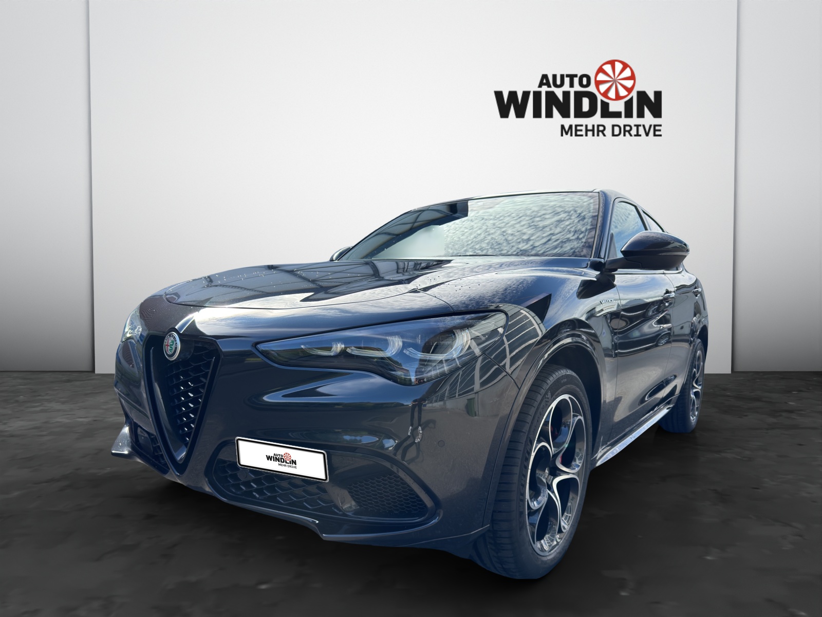 ALFA ROMEO Stelvio 2.0 Q4 280 Veloce-showroom-element-1