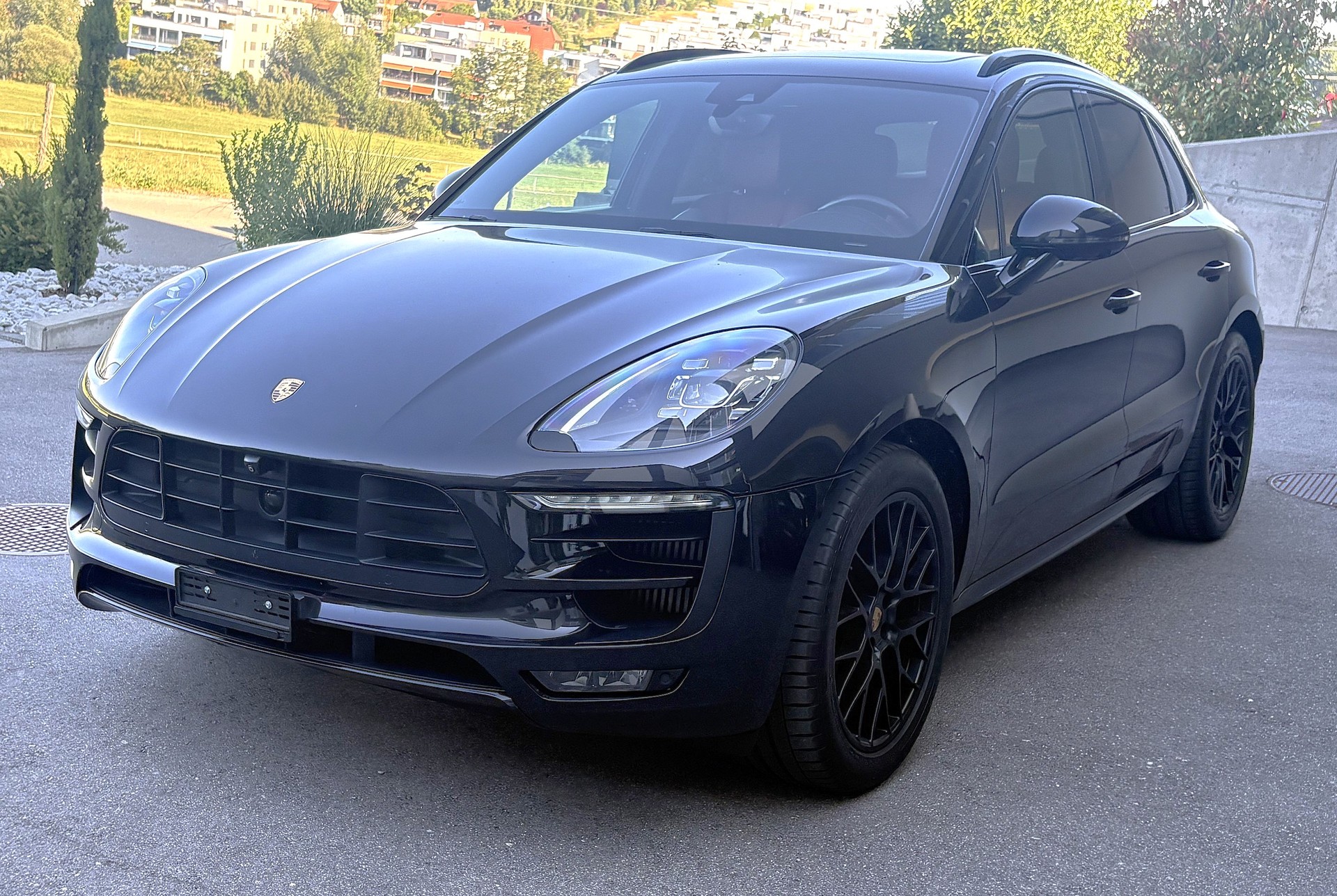 PORSCHE 3.0 V6 GTS-image-3