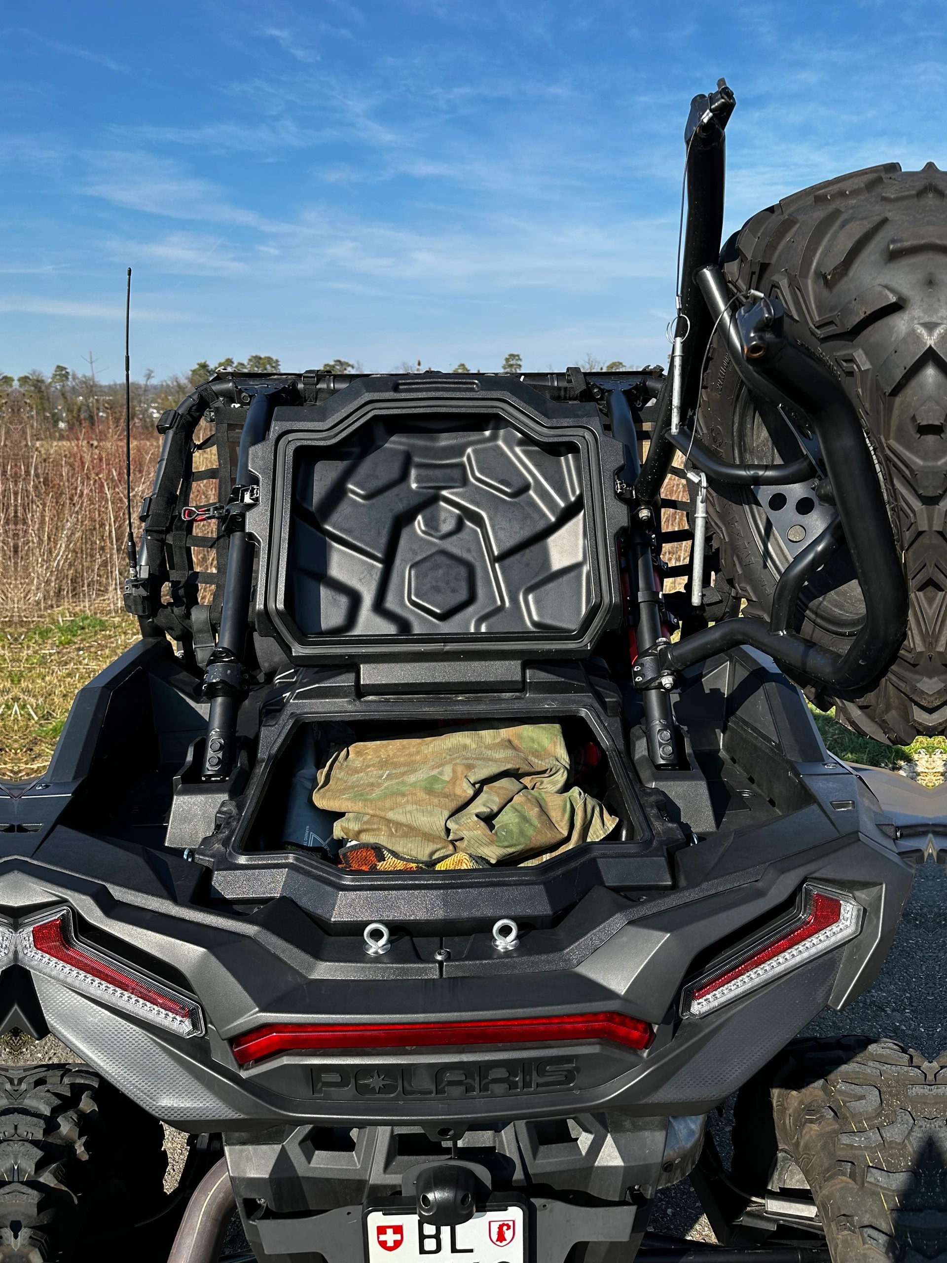 POLARIS RZR XP 1000 Turbo Black Ghost-image-11