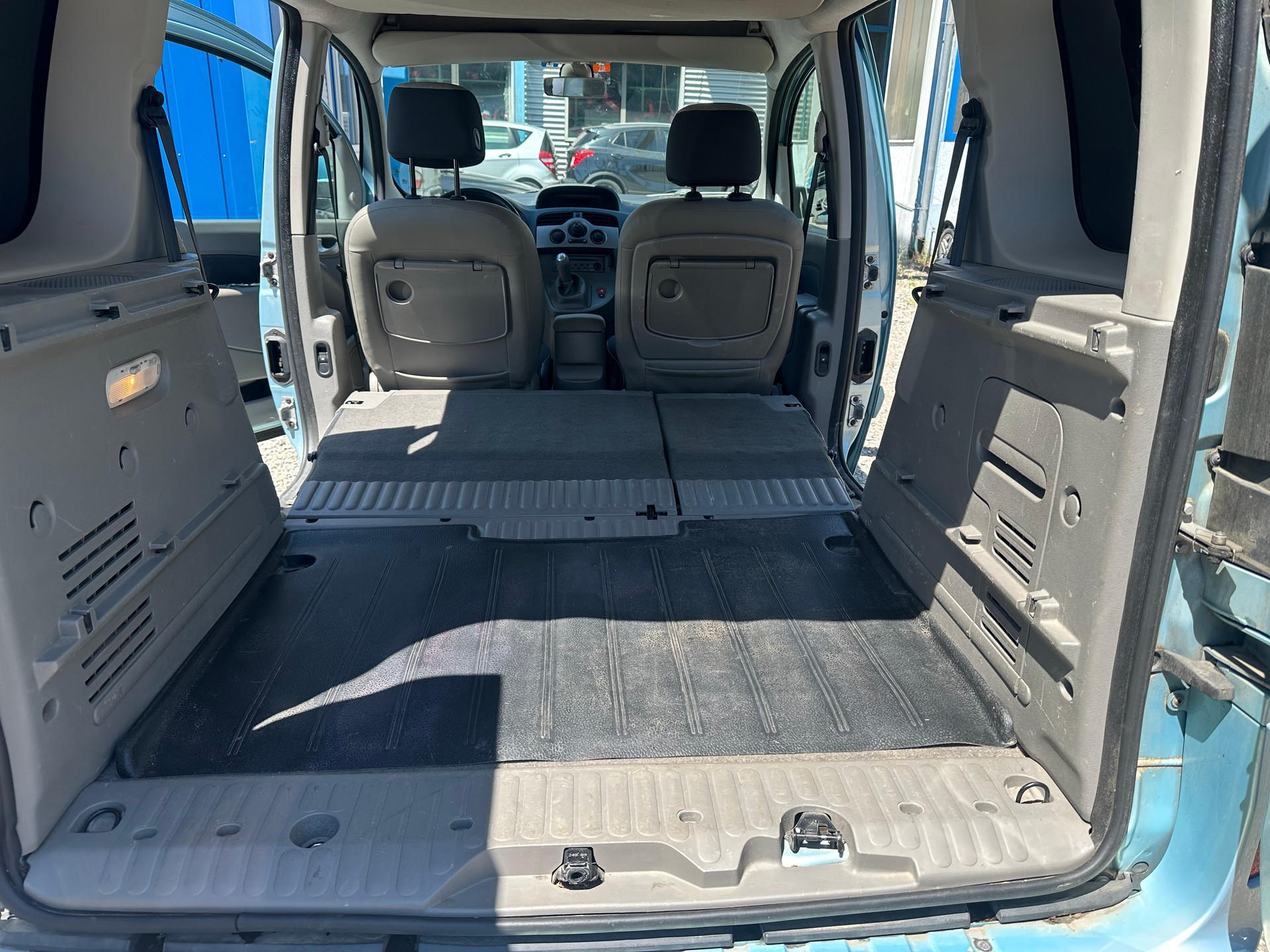 RENAULT Kangoo 1.6 16V Expression-image-15