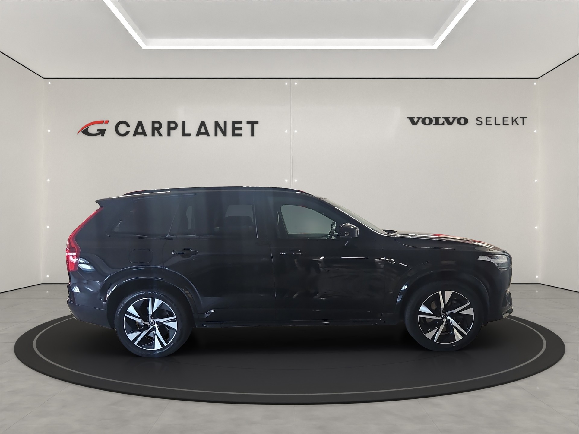 VOLVO XC90 2.0 B5 MH R-Design 7P. AWD-showroom-element-2