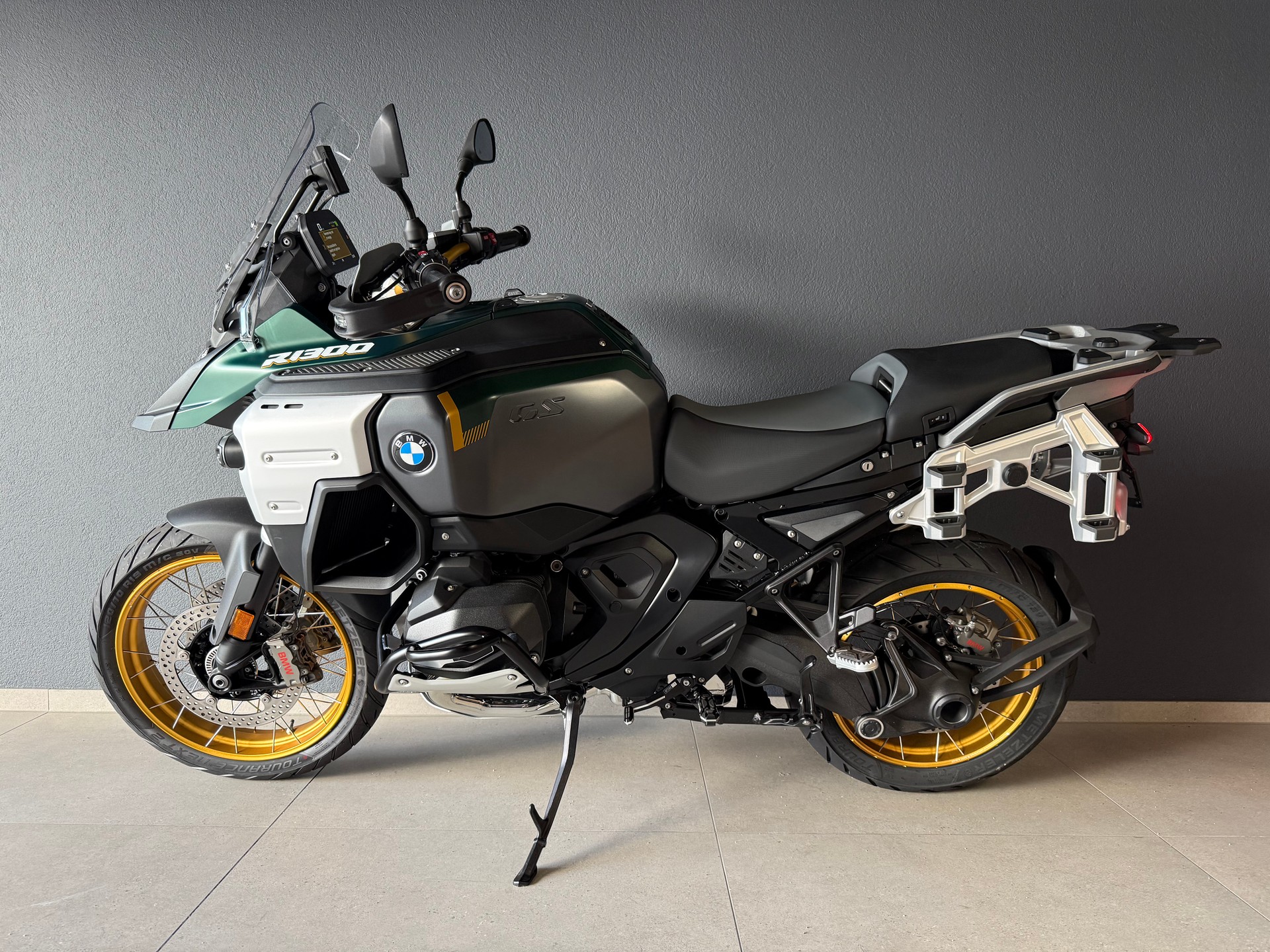 BMW R 1300 GS Adventure-image-0