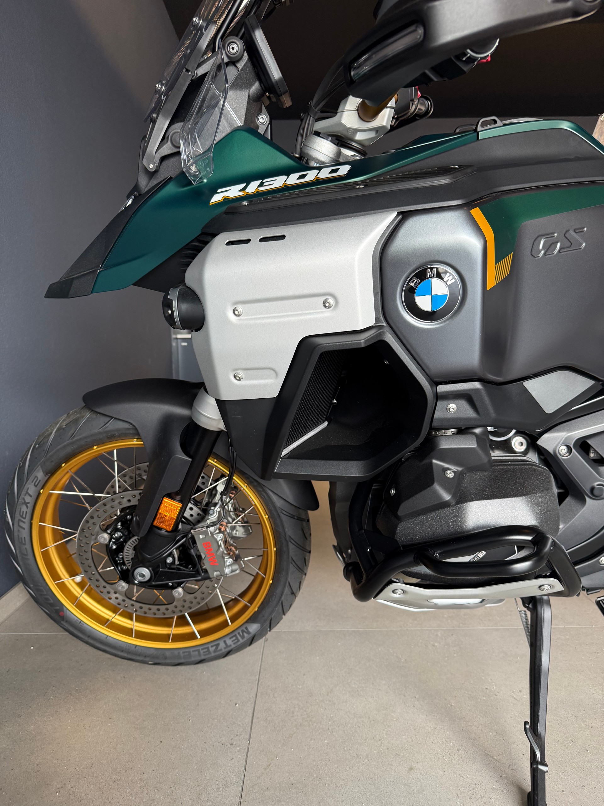 BMW R 1300 GS Adventure-image-9