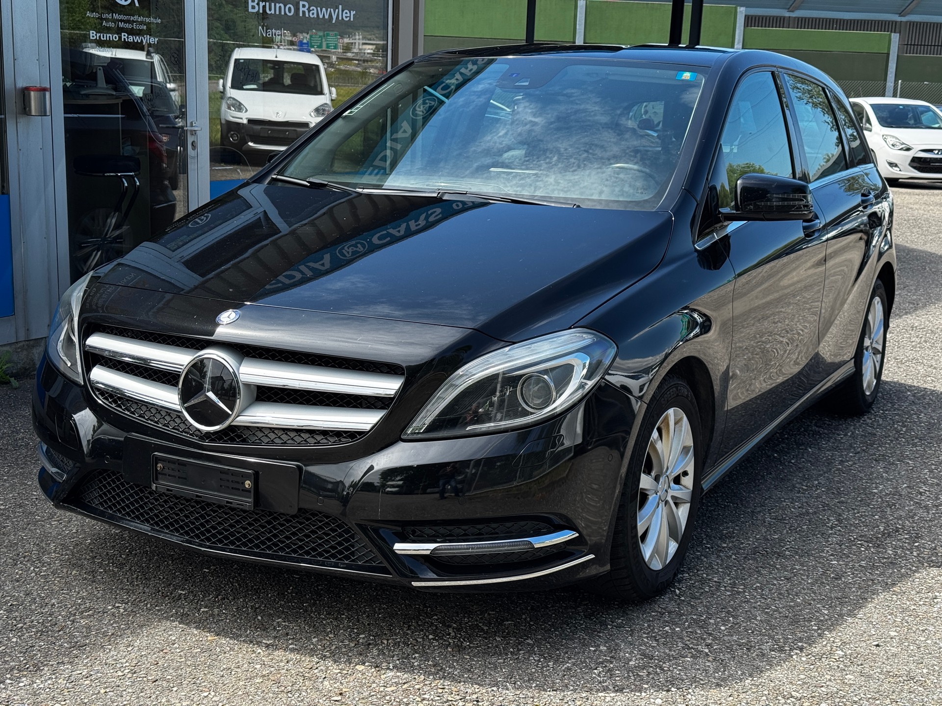 MERCEDES-BENZ B 180 CDI 7G-DCT-image-1