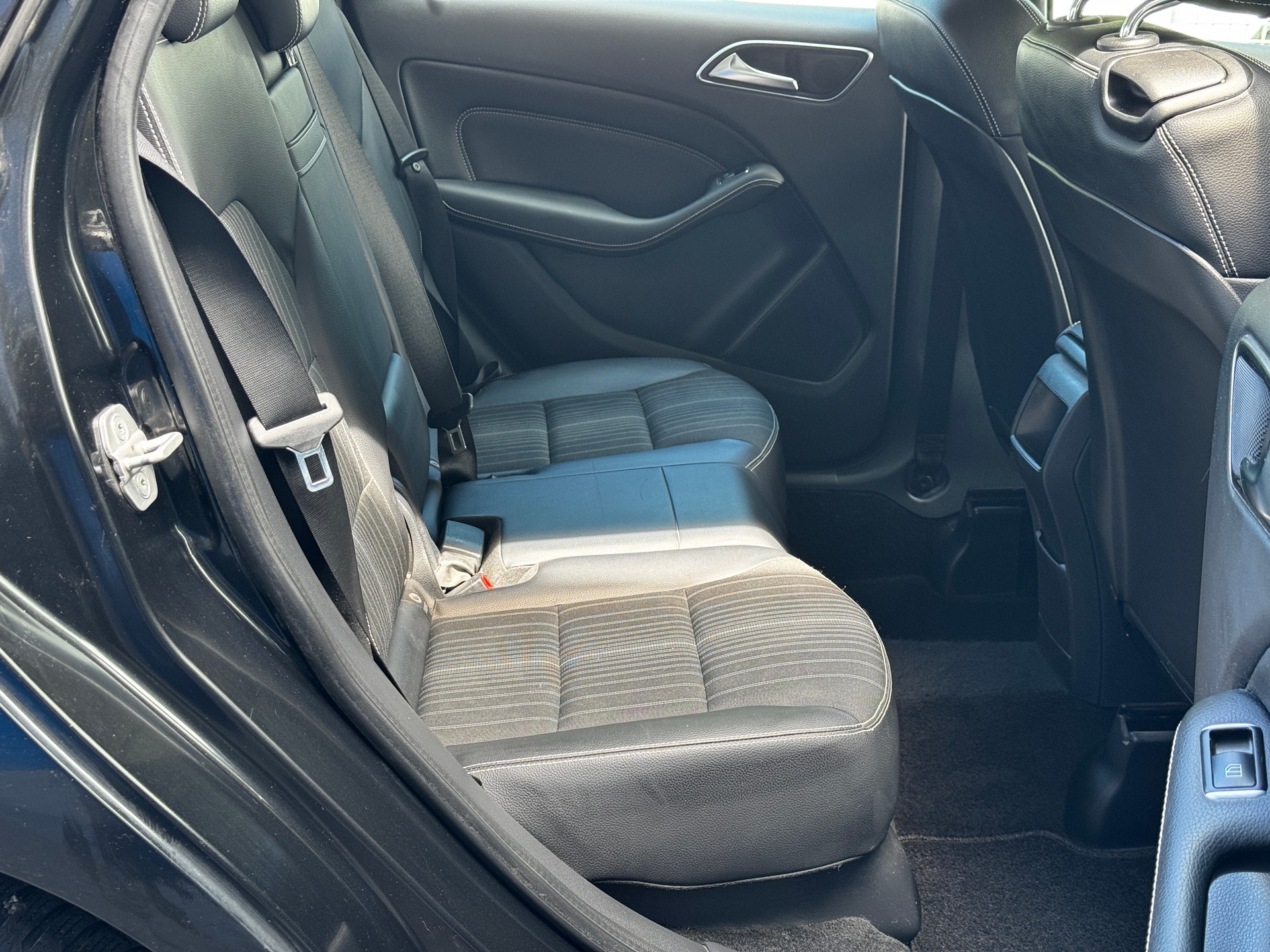 MERCEDES-BENZ B 180 CDI 7G-DCT-image-8