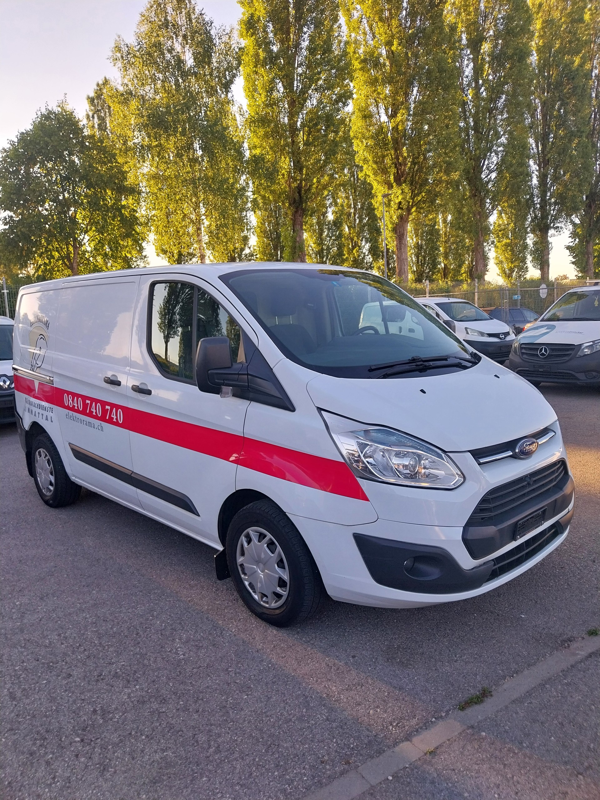FORD Transit Custom Van 290 L1H1 Ambiente