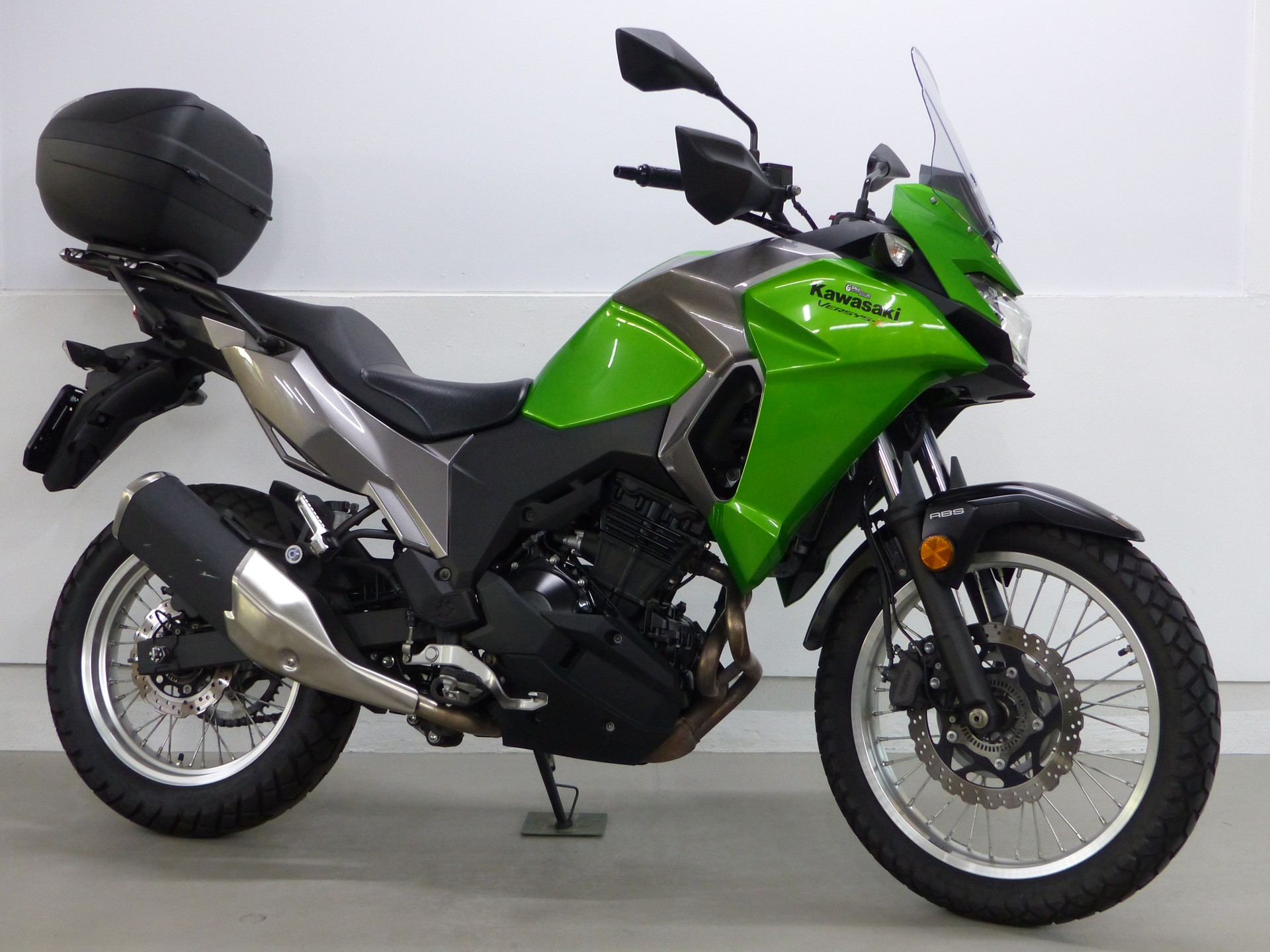 KAWASAKI Versys X 300 ABS mit Zubehör-image-10