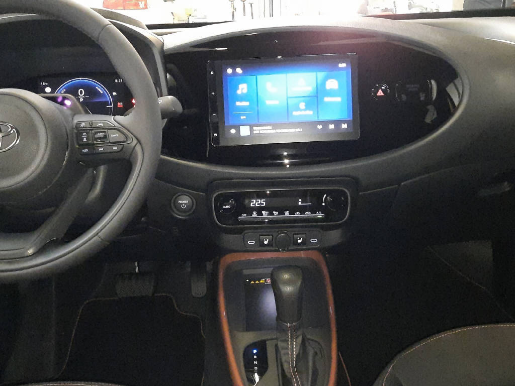 TOYOTA Aygo X 1.5 VVT-i HSD Trend-image-12