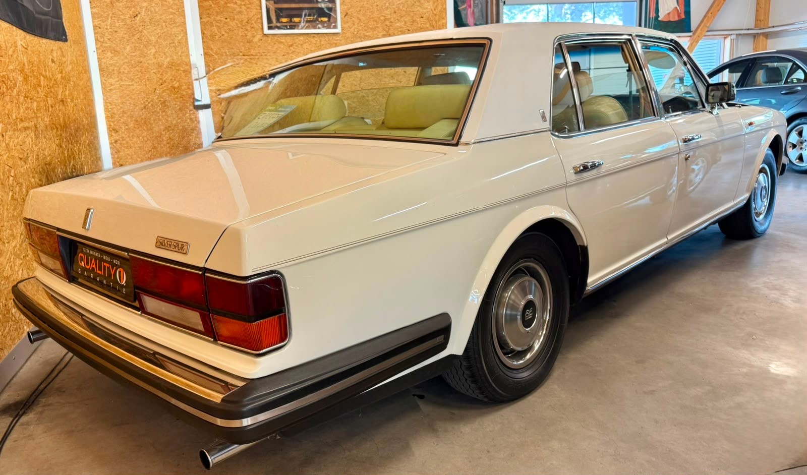ROLLS-ROYCE Silver Spur-image-5