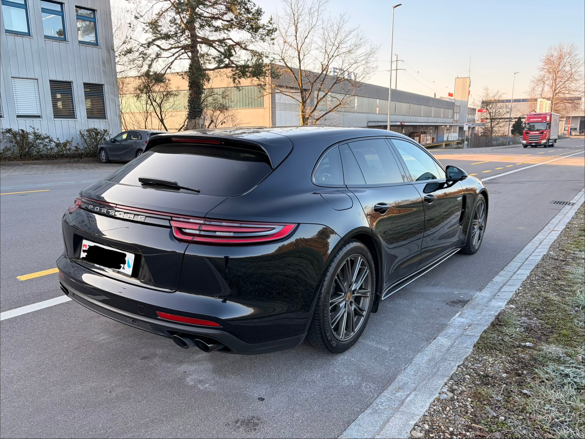 PORSCHE 2.9 V6 4 E-Hybrid Sport Turismo-image-2