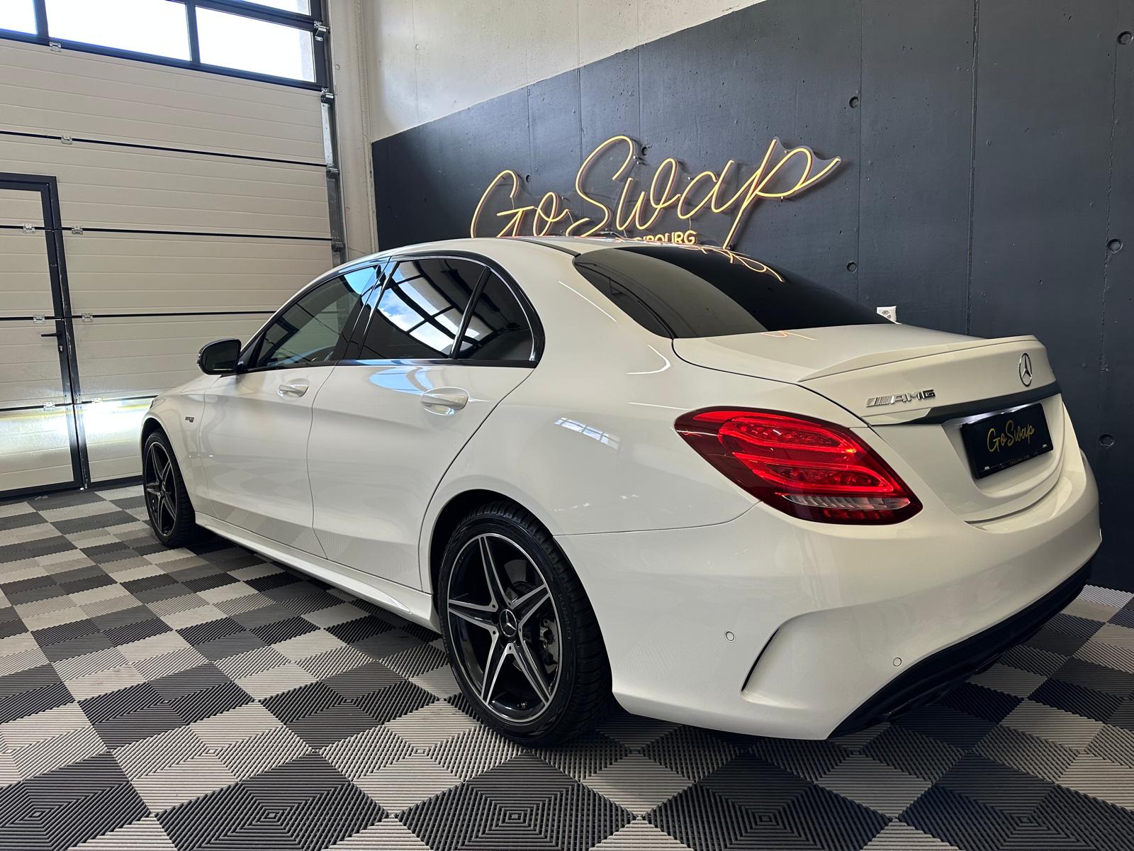 MERCEDES-BENZ C 43 AMG 4Matic 9G-Tronic-showroom-element-3