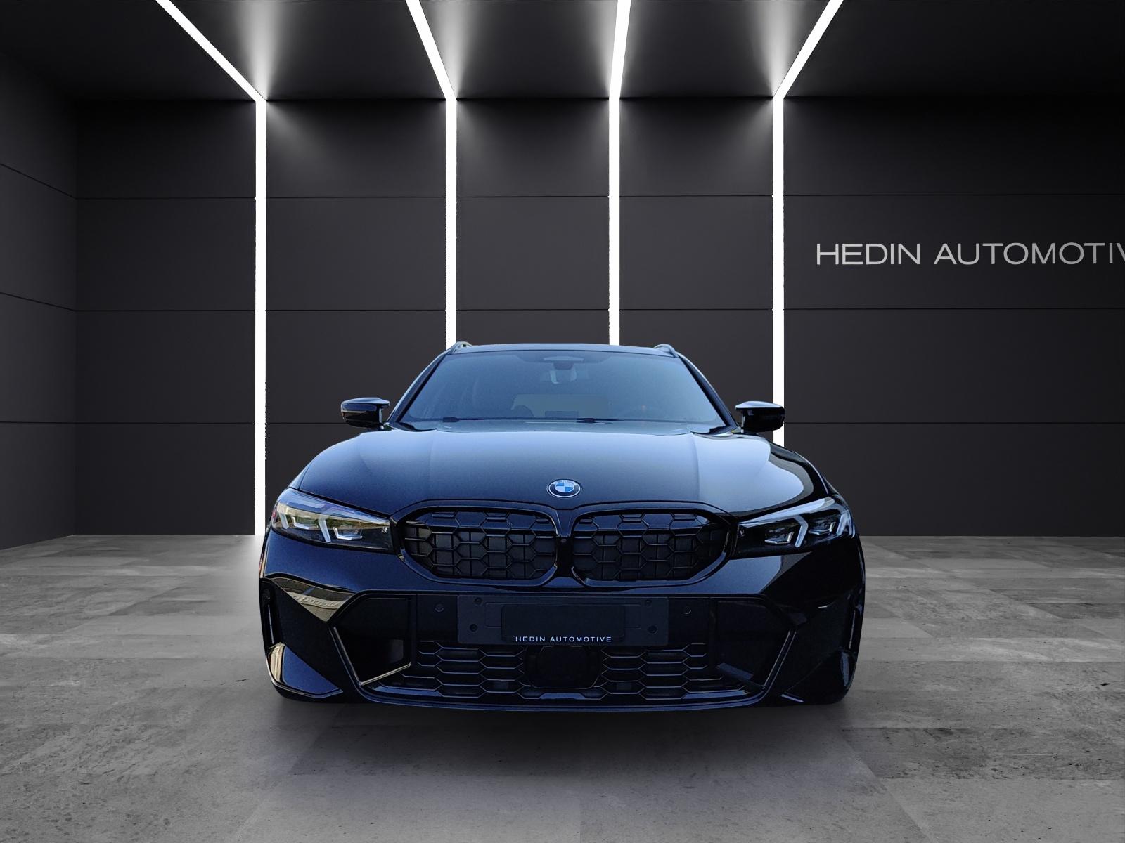 BMW M340i xDrive Touring-showroom-element-2