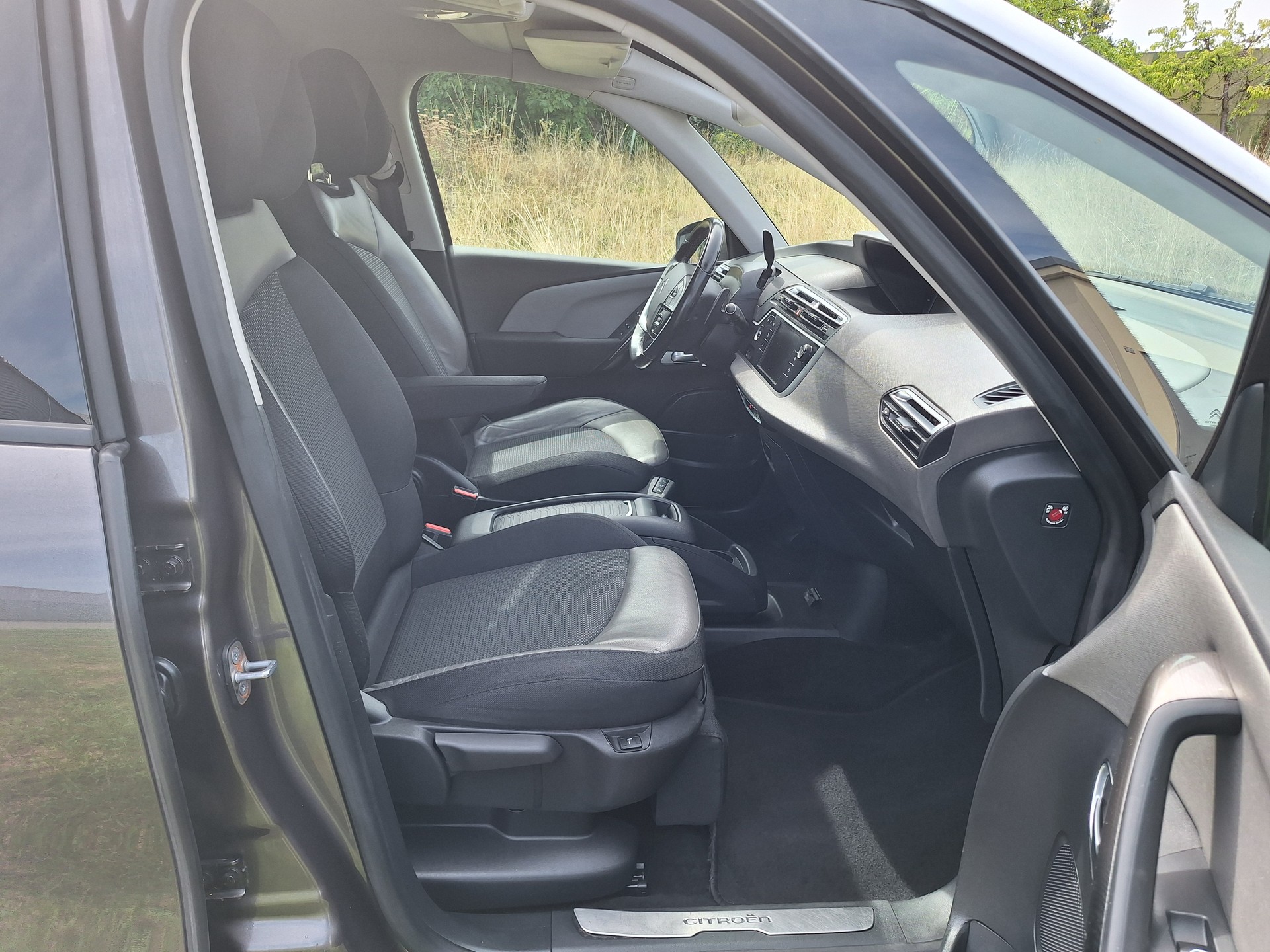 CITROEN Grand C4 Picasso 2.0 BlueHDi Exclusive Automatic-image-7