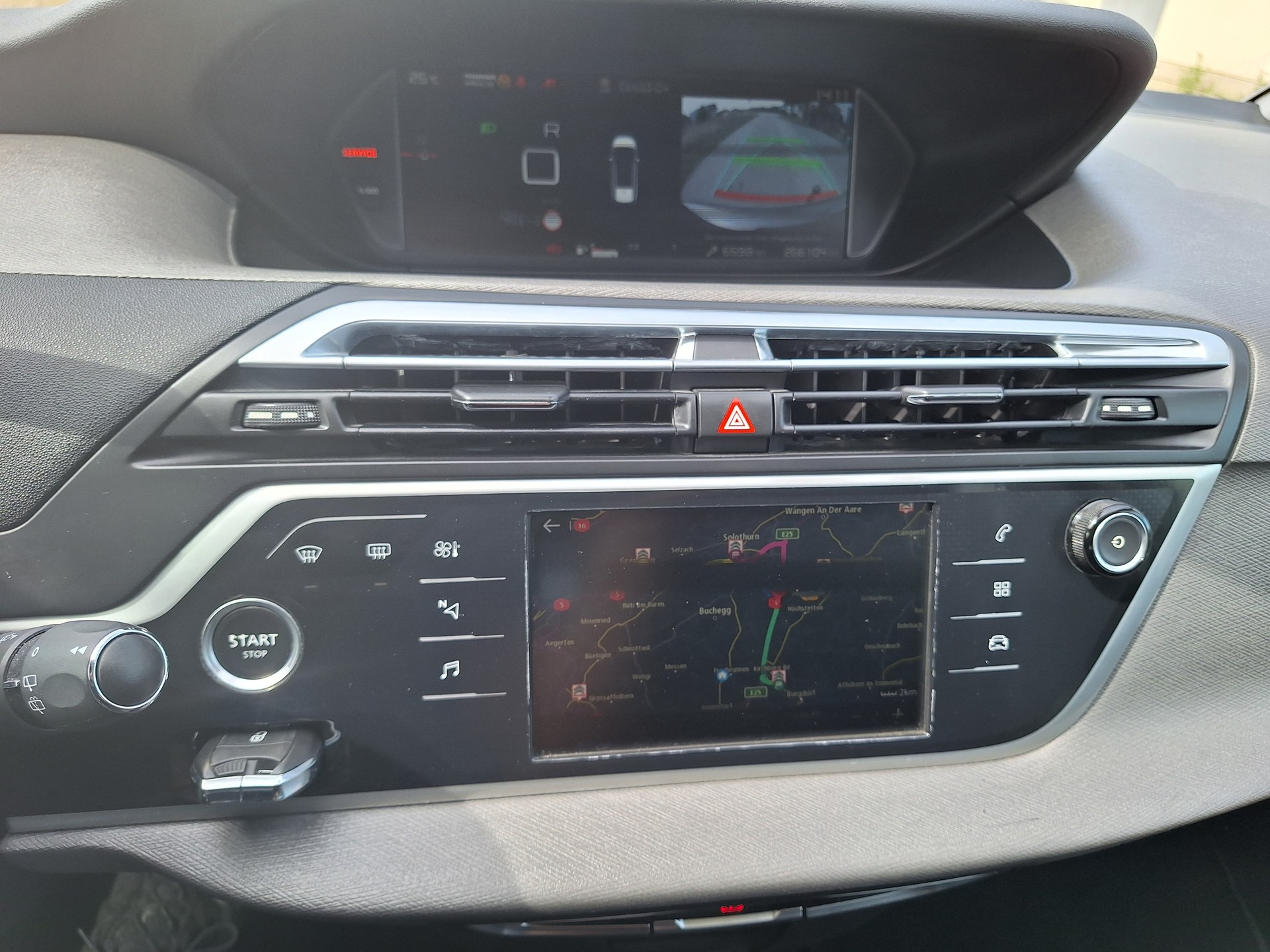CITROEN Grand C4 Picasso 2.0 BlueHDi Exclusive Automatic-image-12