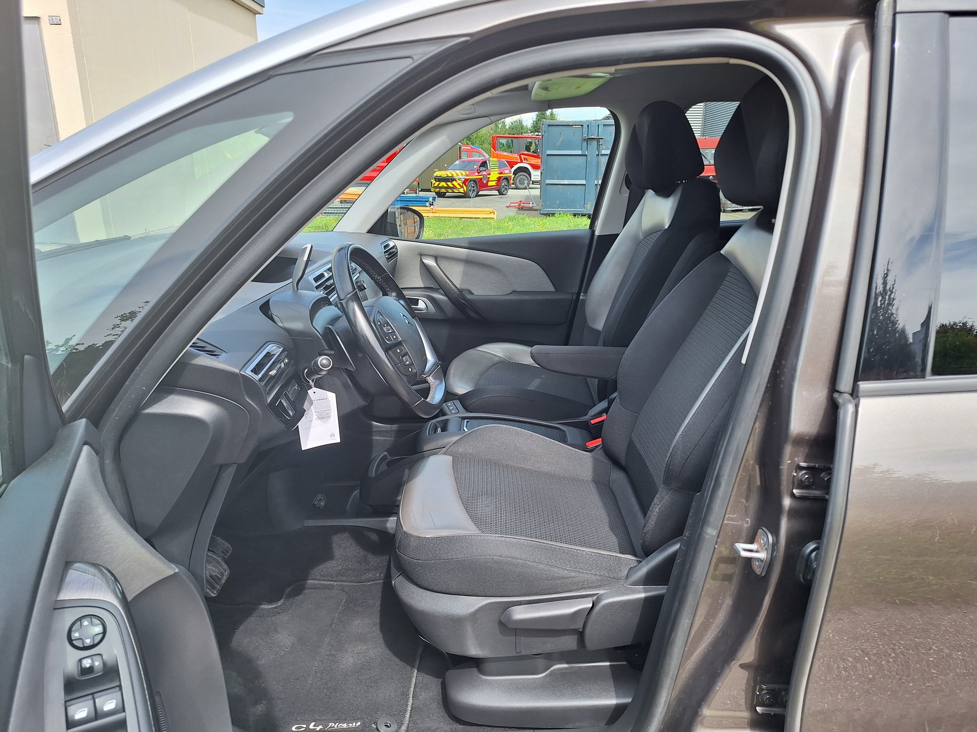 CITROEN Grand C4 Picasso 2.0 BlueHDi Exclusive Automatic-image-6