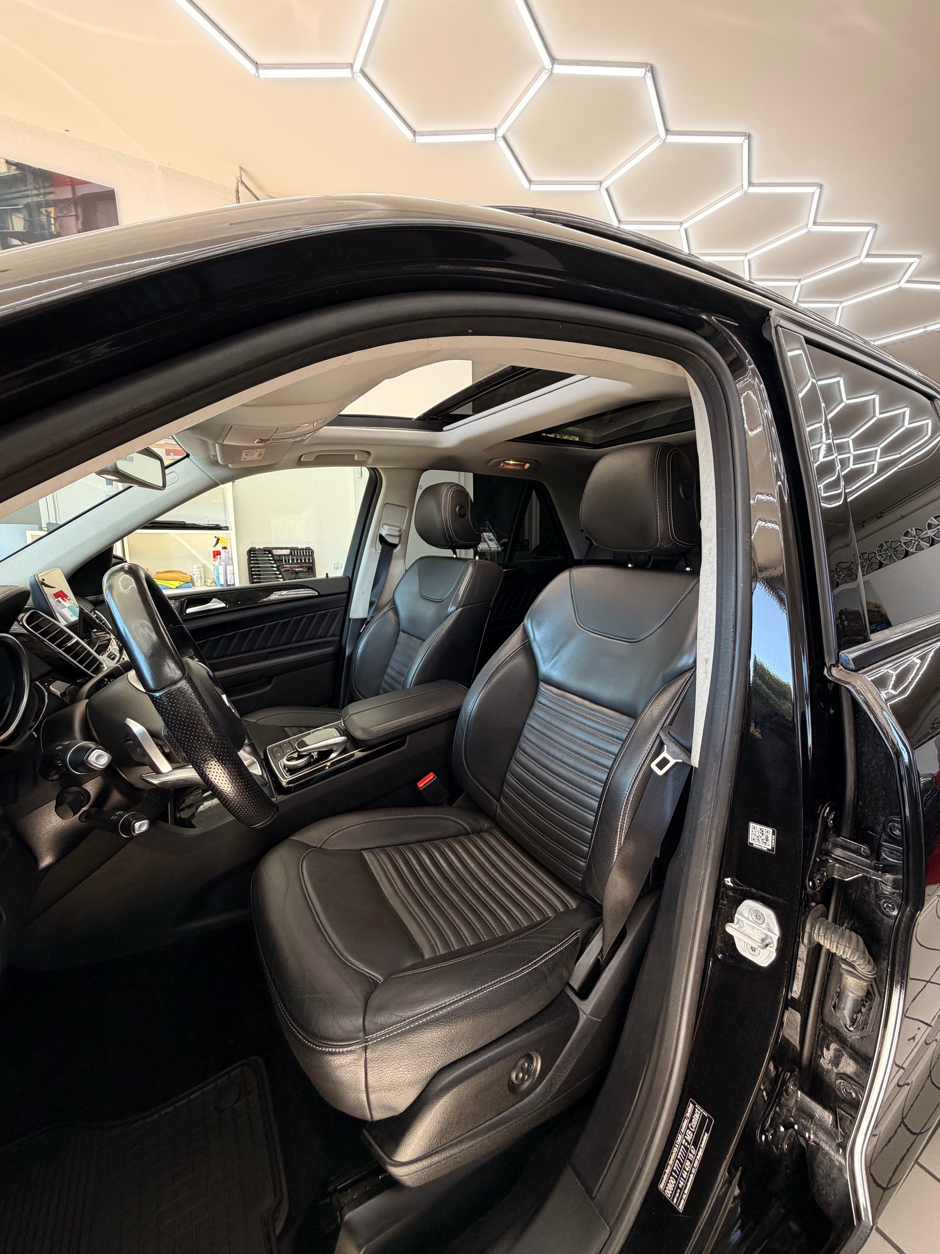 MERCEDES-BENZ GLE 350 d 4Matic 9G-Tronic-image-14