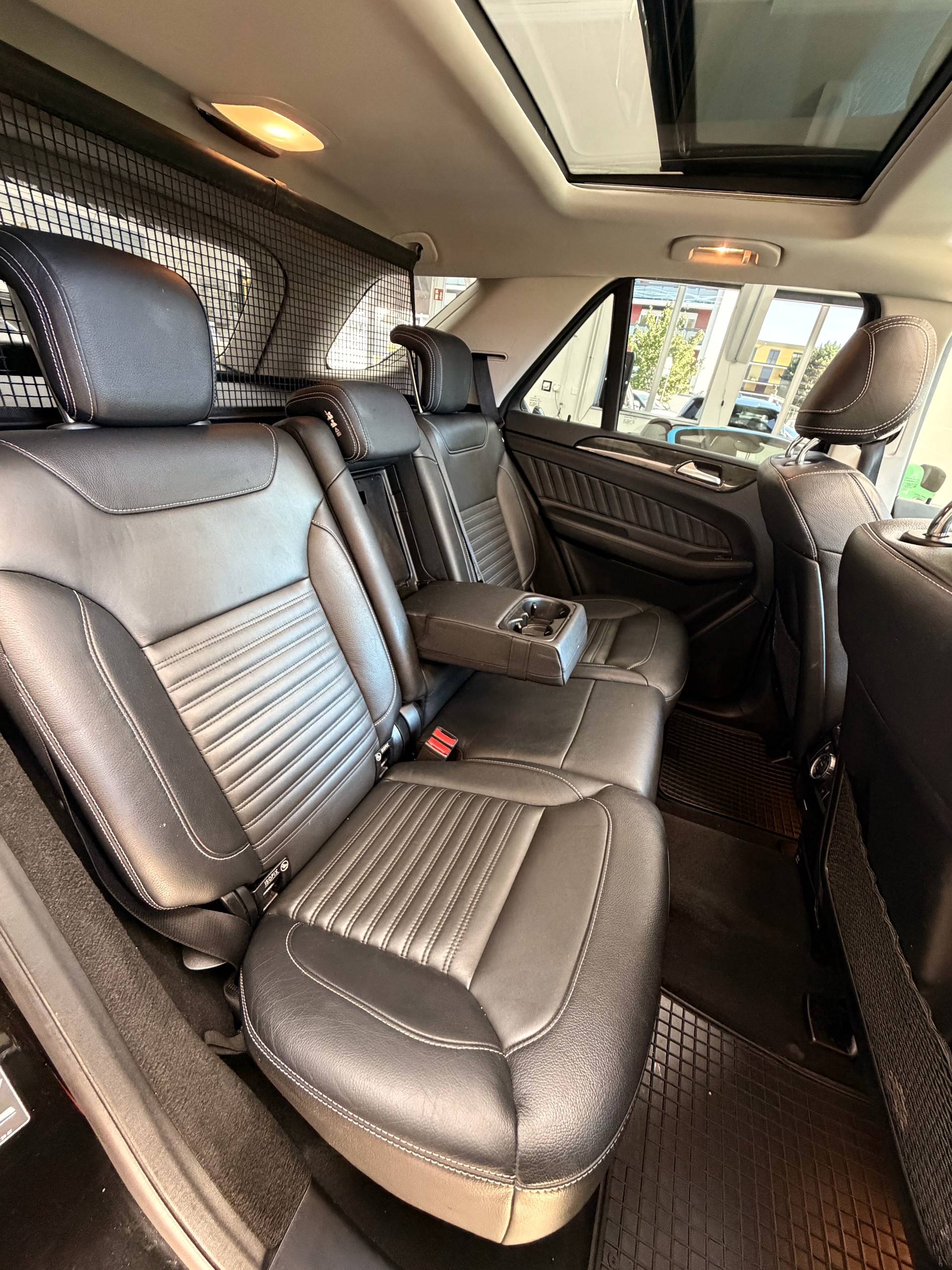 MERCEDES-BENZ GLE 350 d 4Matic 9G-Tronic-image-19
