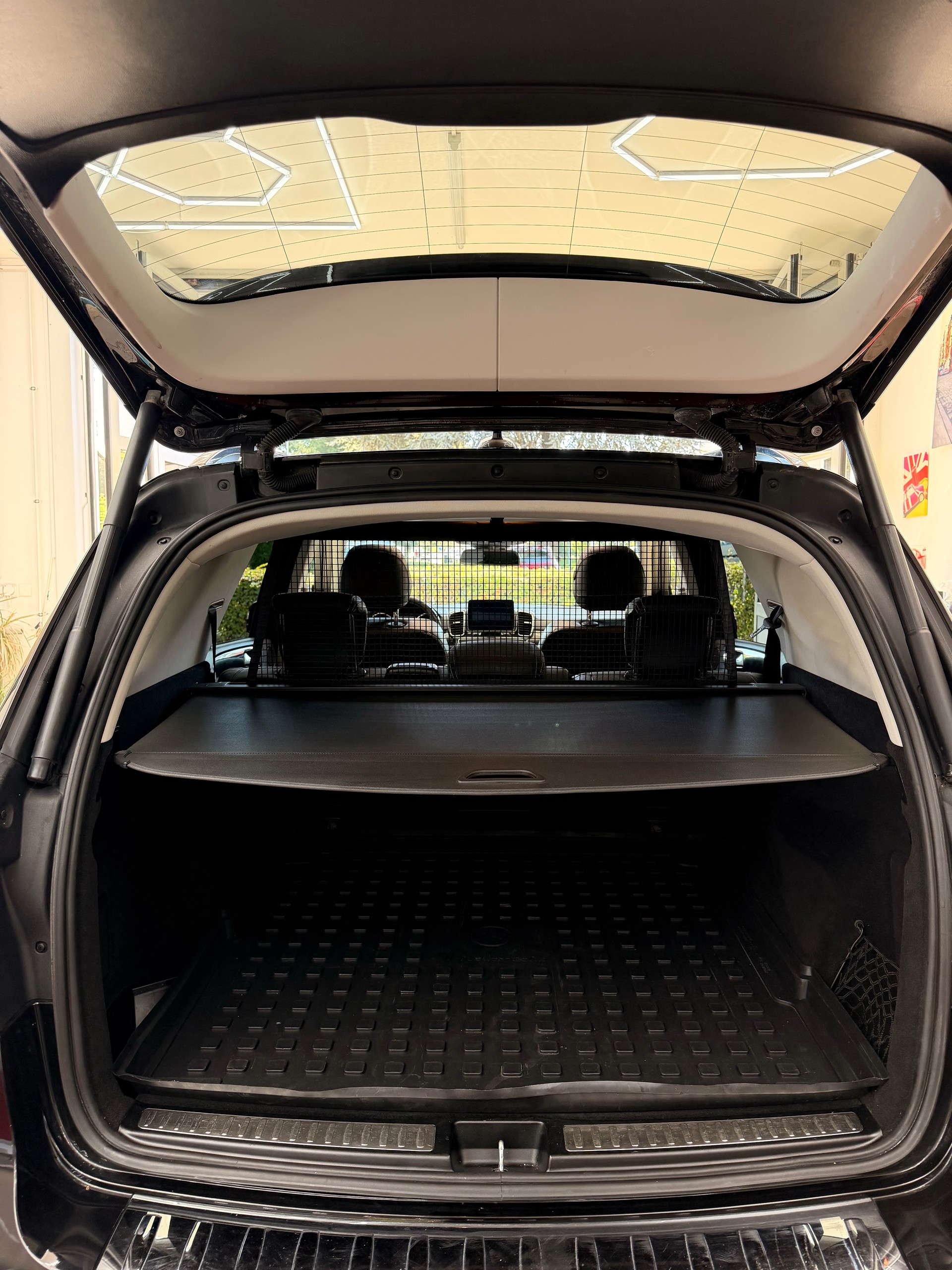 MERCEDES-BENZ GLE 350 d 4Matic 9G-Tronic-image-18