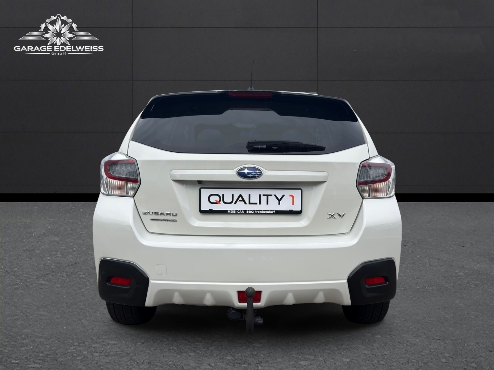 SUBARU XV 2.0 Swiss Three AWD CVT-showroom-element-3
