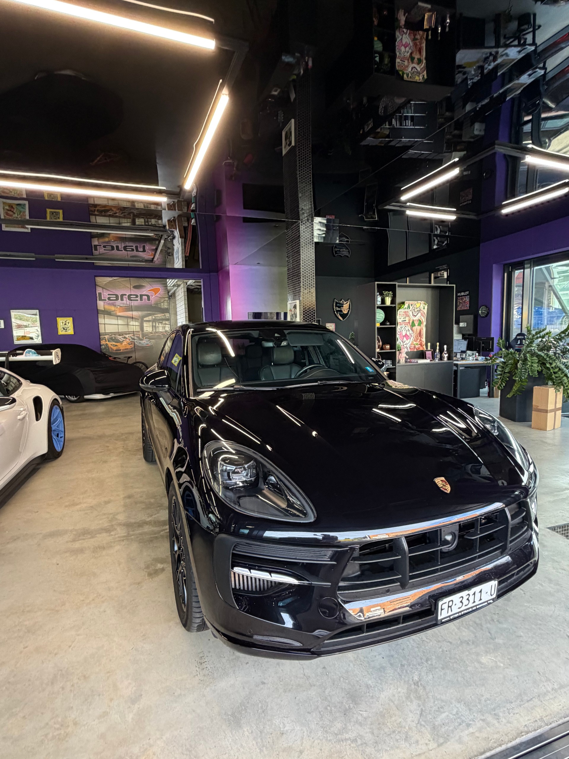 PORSCHE Macan GTS PDK-showroom-element-1