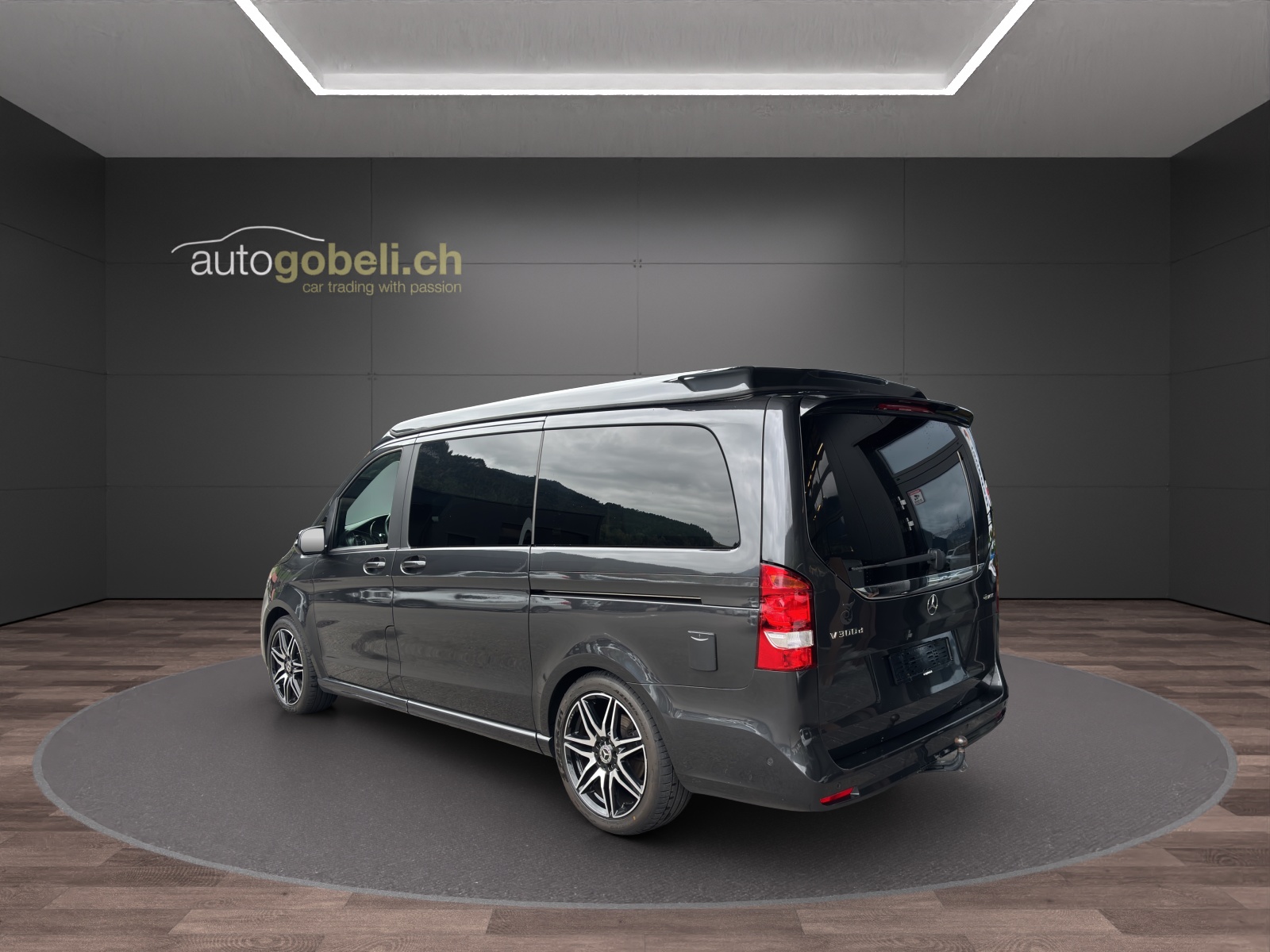 MERCEDES-BENZ V 300 d lang 4Matic 9G-Tronic-showroom-element-1