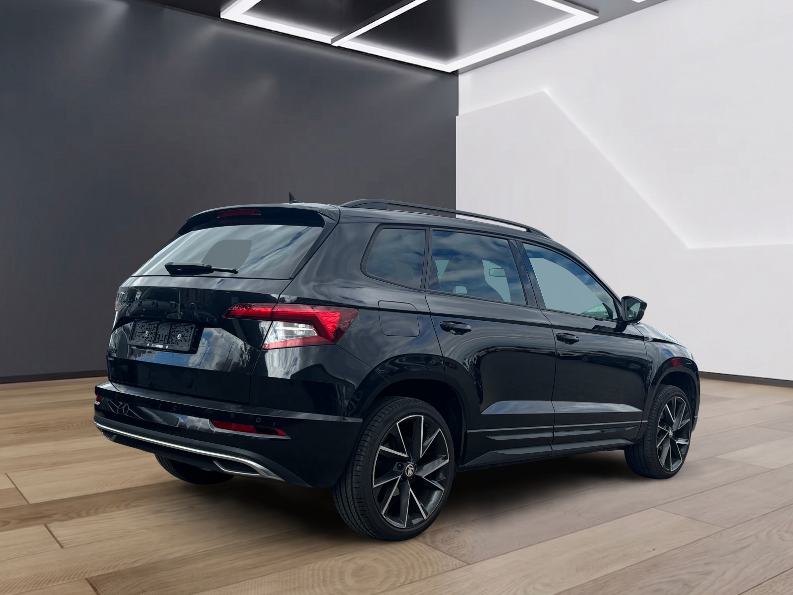 SKODA Karoq 1.5 TSI ACT SportLine DSG-showroom-element-3